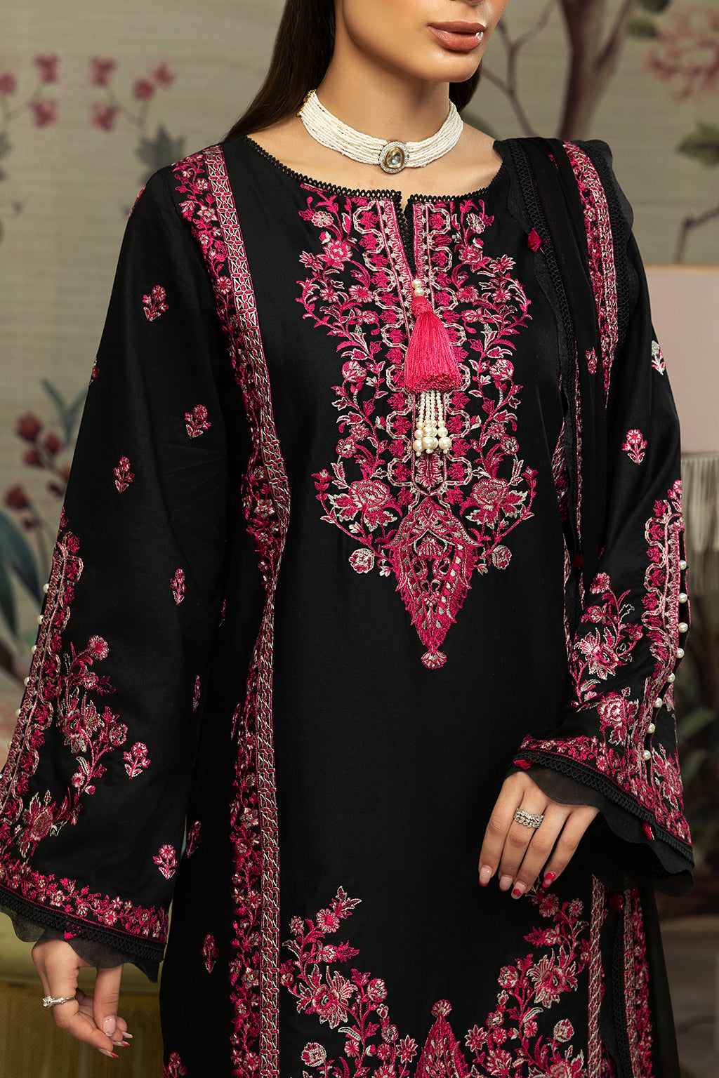 Elegance - ALAYA