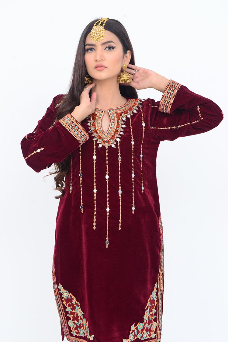 Ellena - 3-PC Stitched Velvet Suit