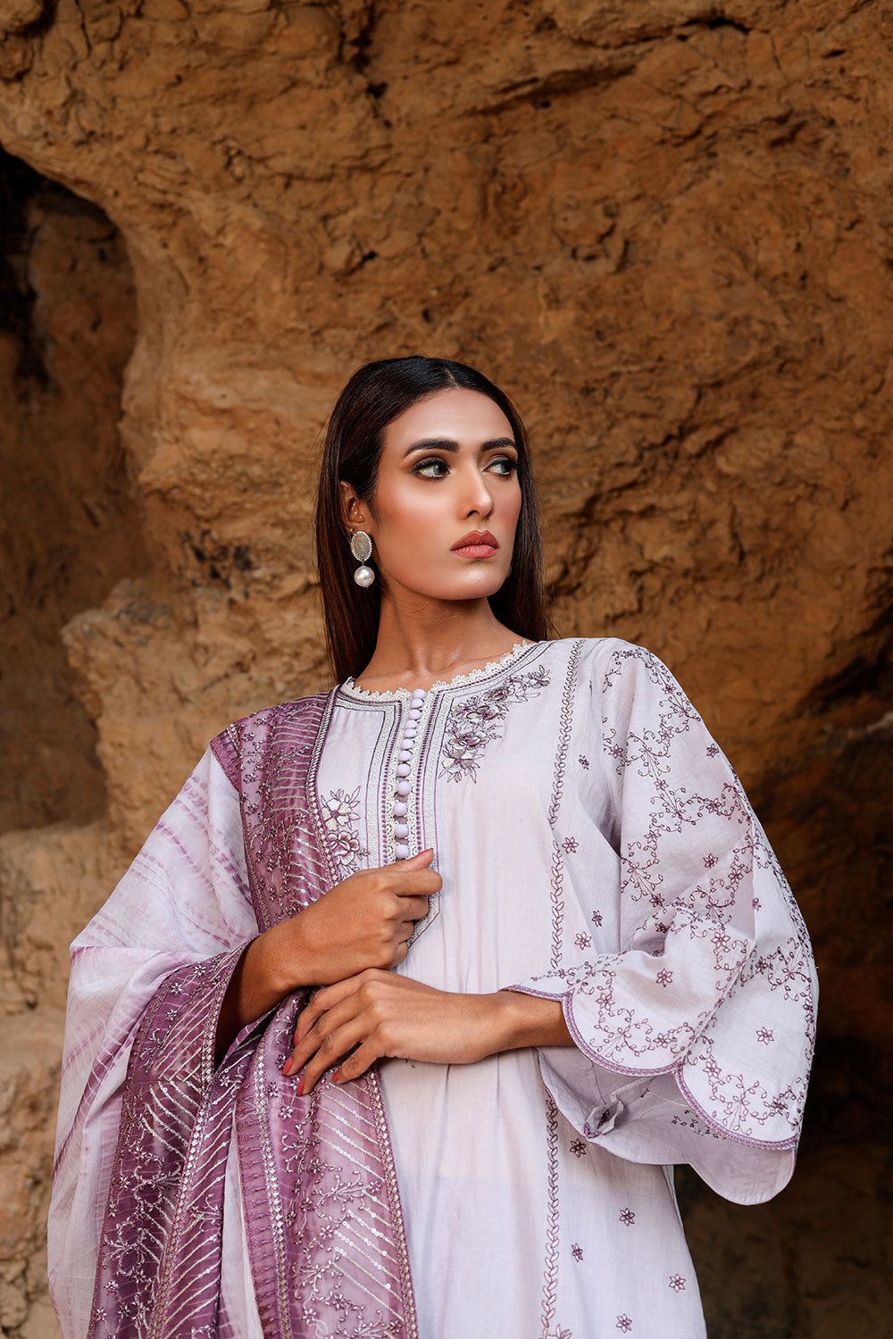 Lyla - Design 07 Embroidered Lawn’22