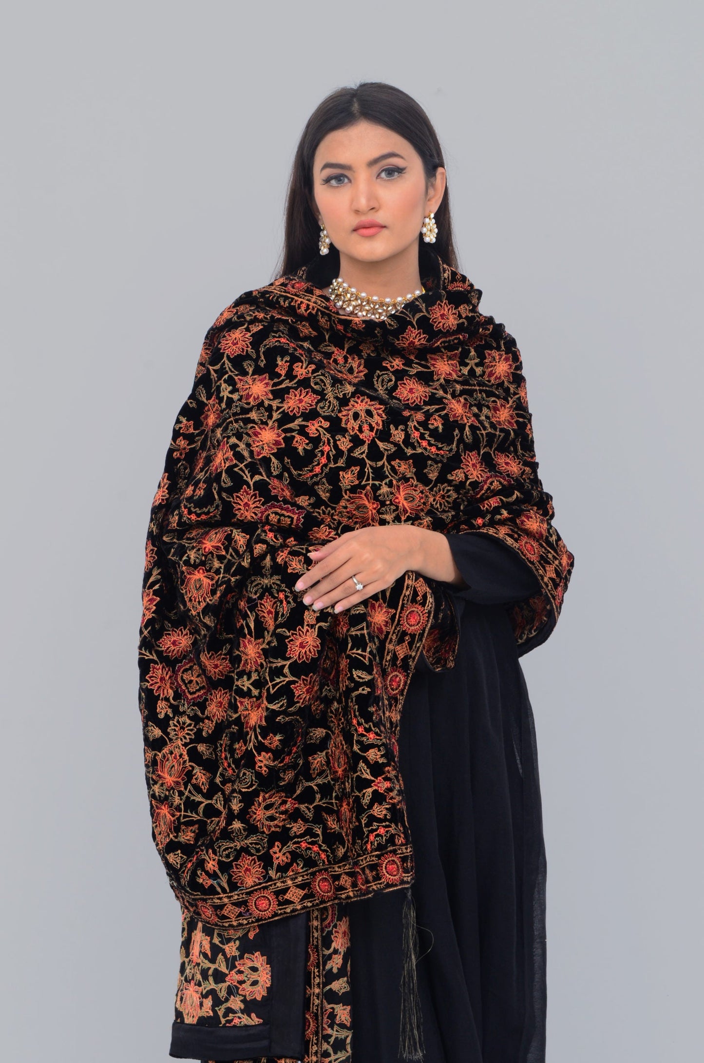 Ellena - Embroidered Velvet Shawl