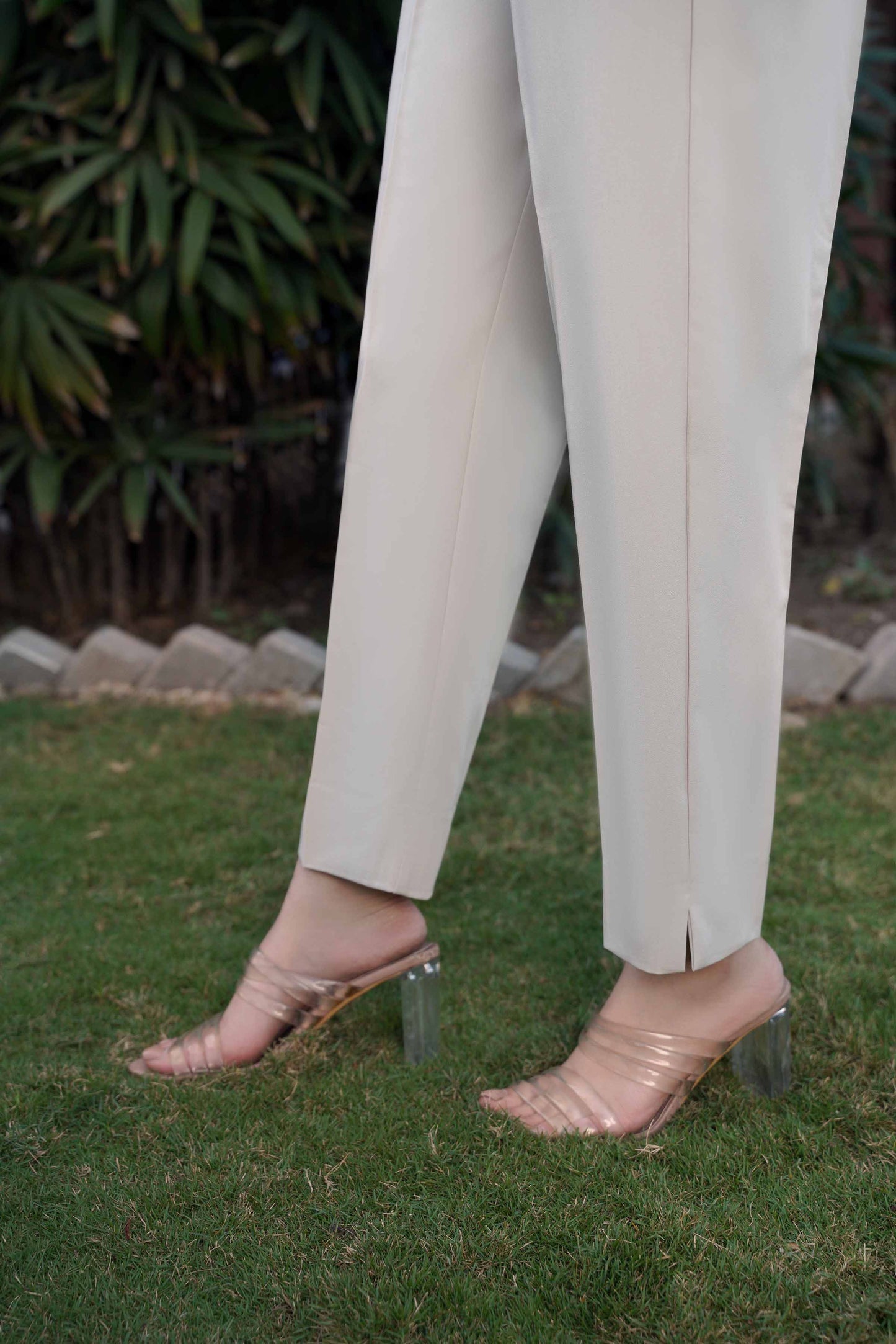 Nishat Linen - Off White Dyed Pants