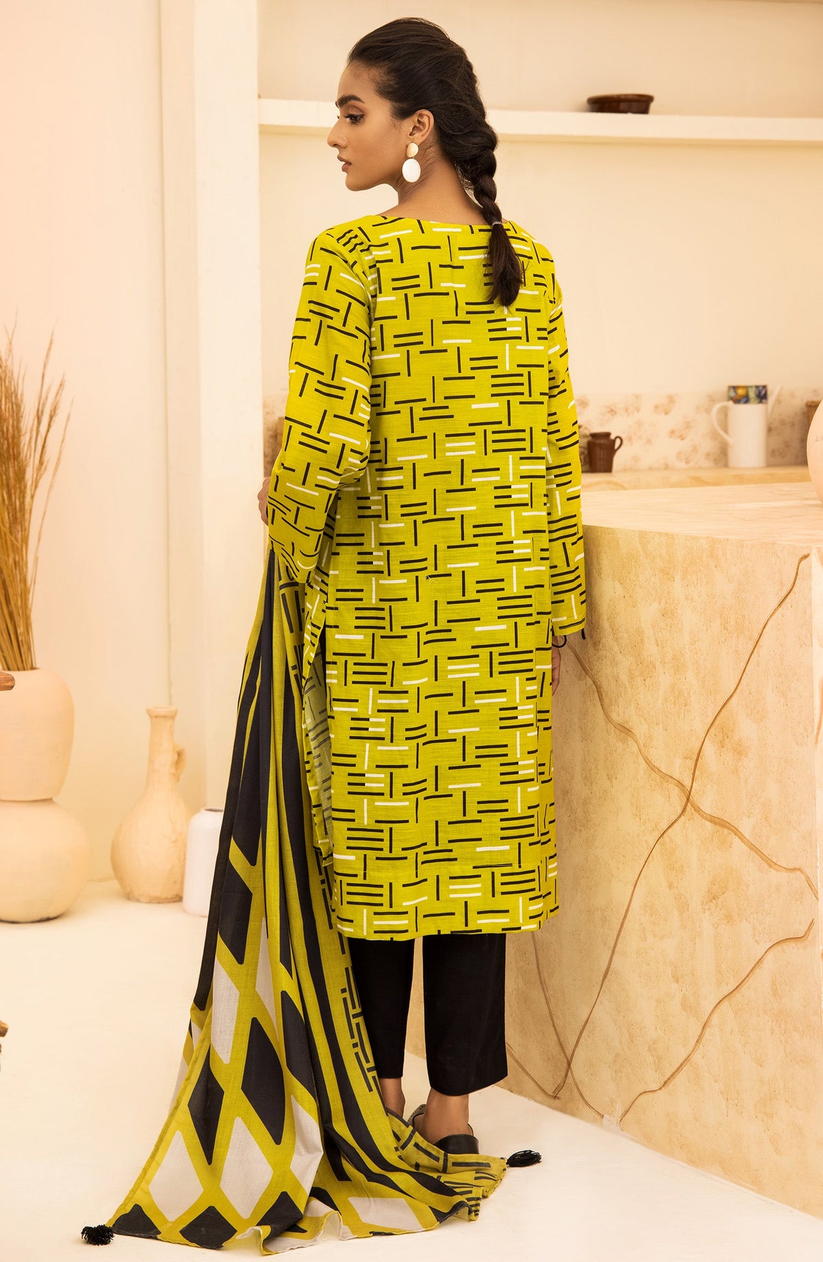 Orient - Unstitched 2 Piece Printed Khaddar Shirt and Out source Dupatta