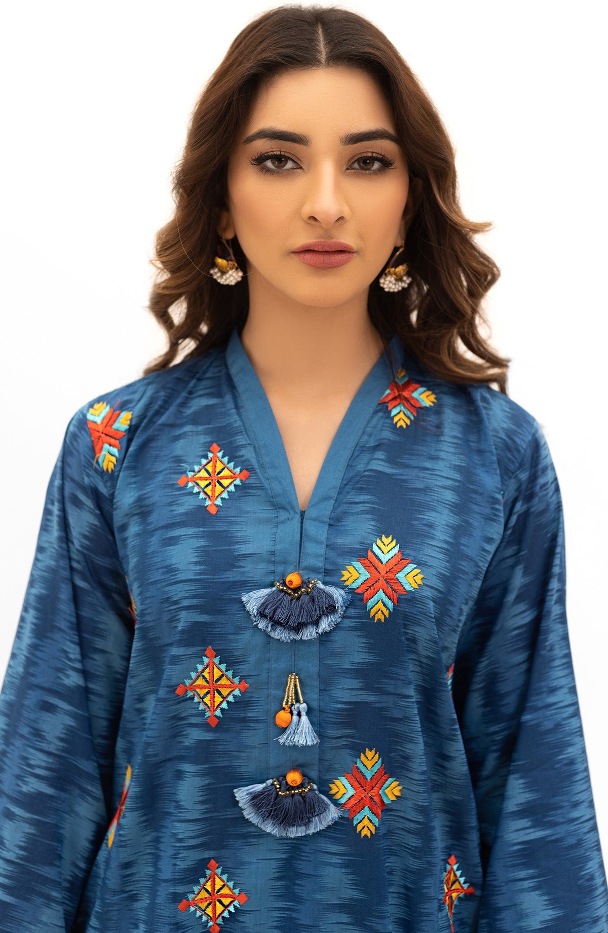 Orient - Unstitched 3 Piece Embroidered Lawn Shirt , Cambric Pant and Lawn Dupatta