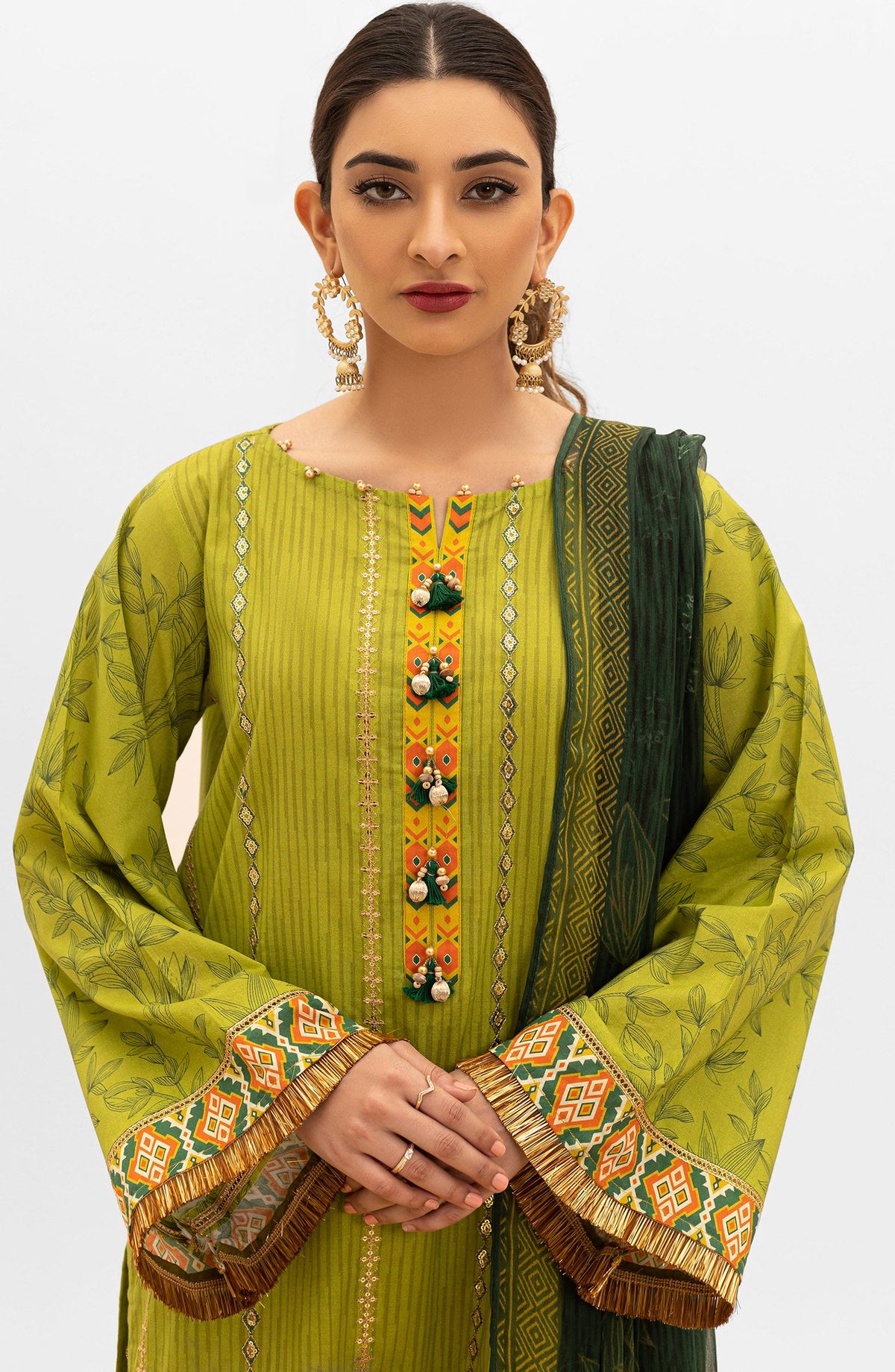 Orient - Unstitched 3 Piece Embroidered Lawn Shirt , Dyed Textured Pant and Chiffon Dupatta