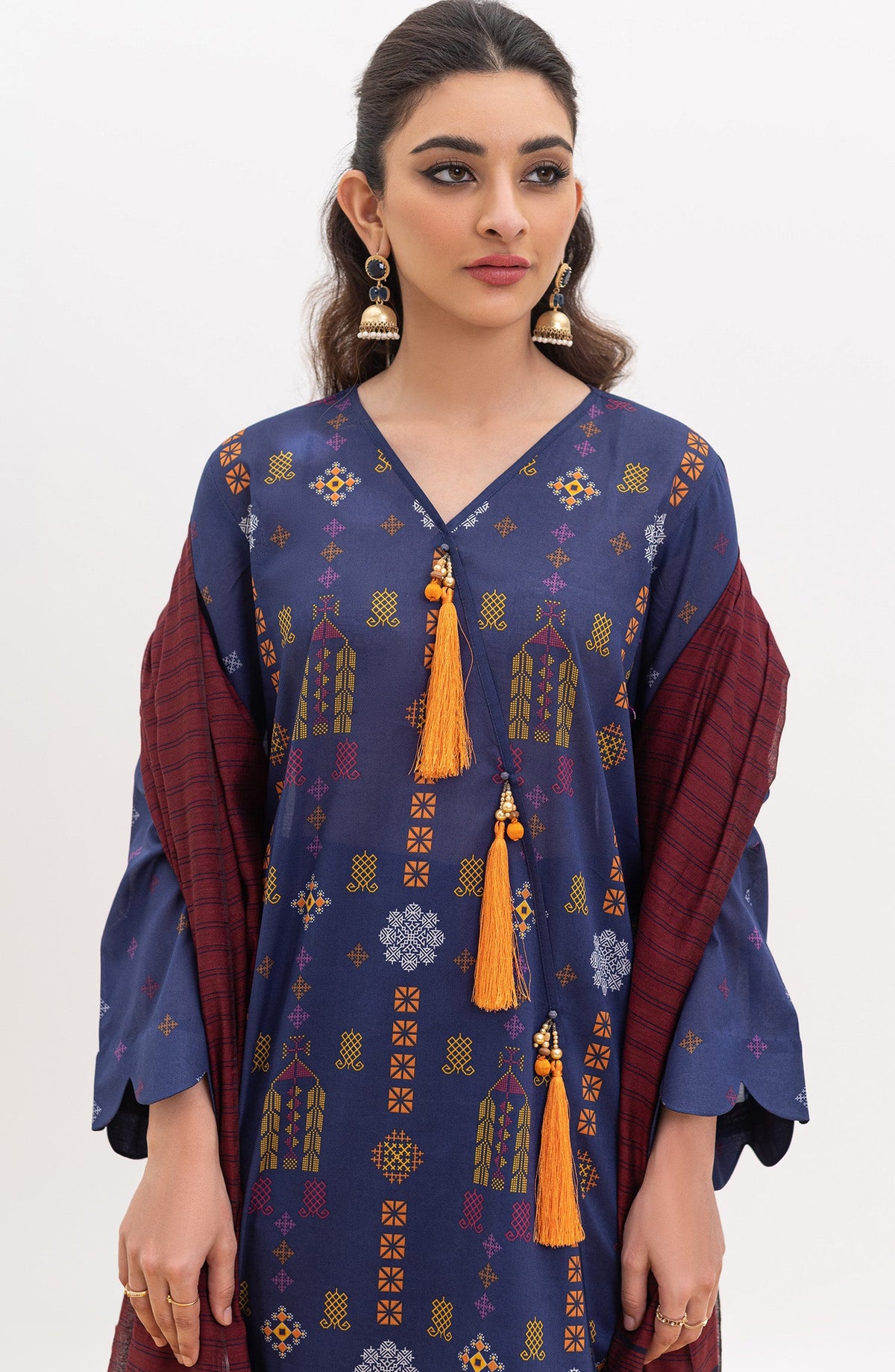 Orient - Unstitched 3 Piece Printed Lawn Shirt , Cambric Pant and Yarn Dyed Dupatta