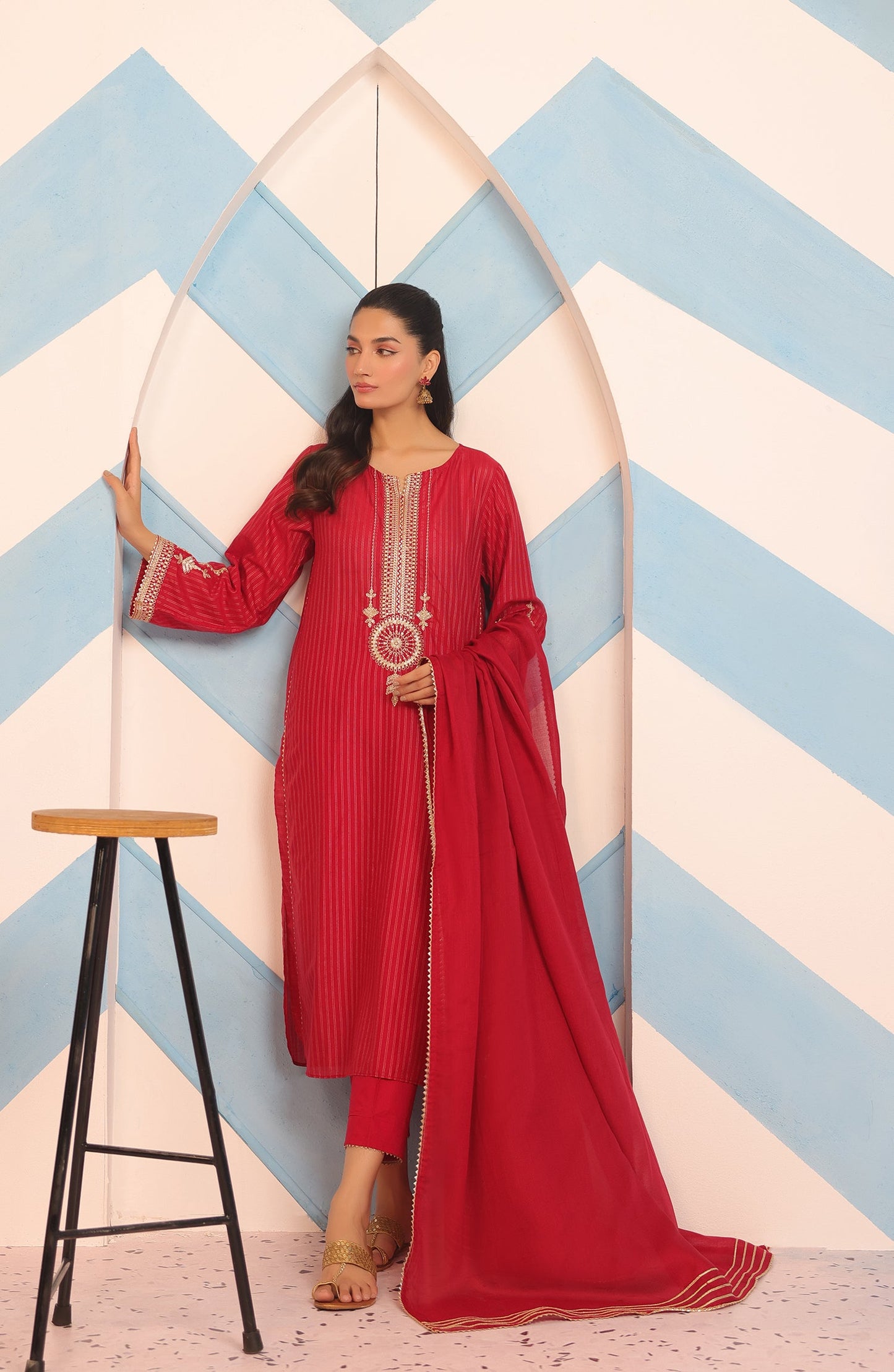 Orient - Stitched 3 Piece Embroidered Jacquard Shirt , Cambric Pant and Dobby Net Dupatta