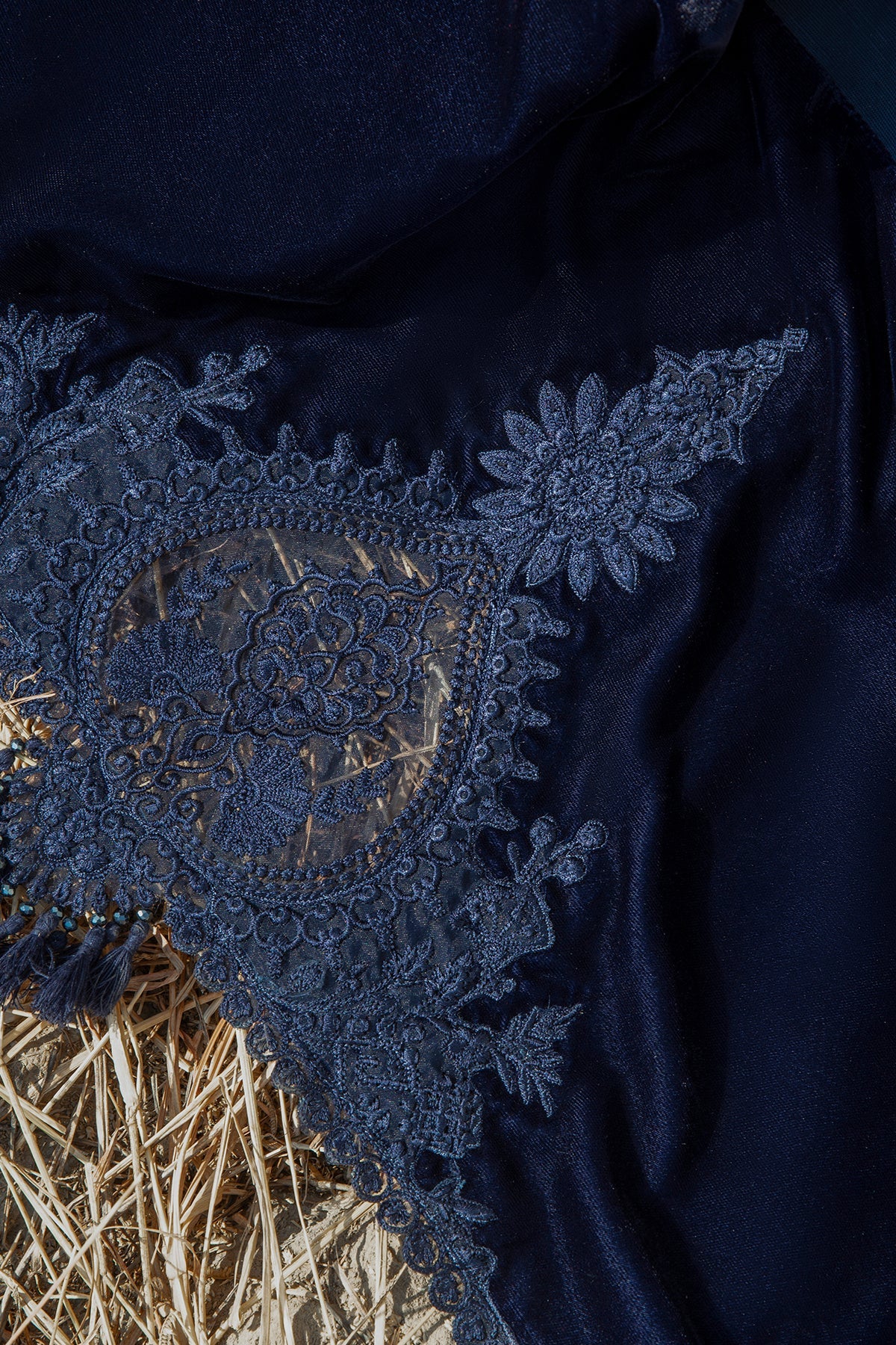 Baroque - EMBROIDERED SLUB KHADDAR PR-735