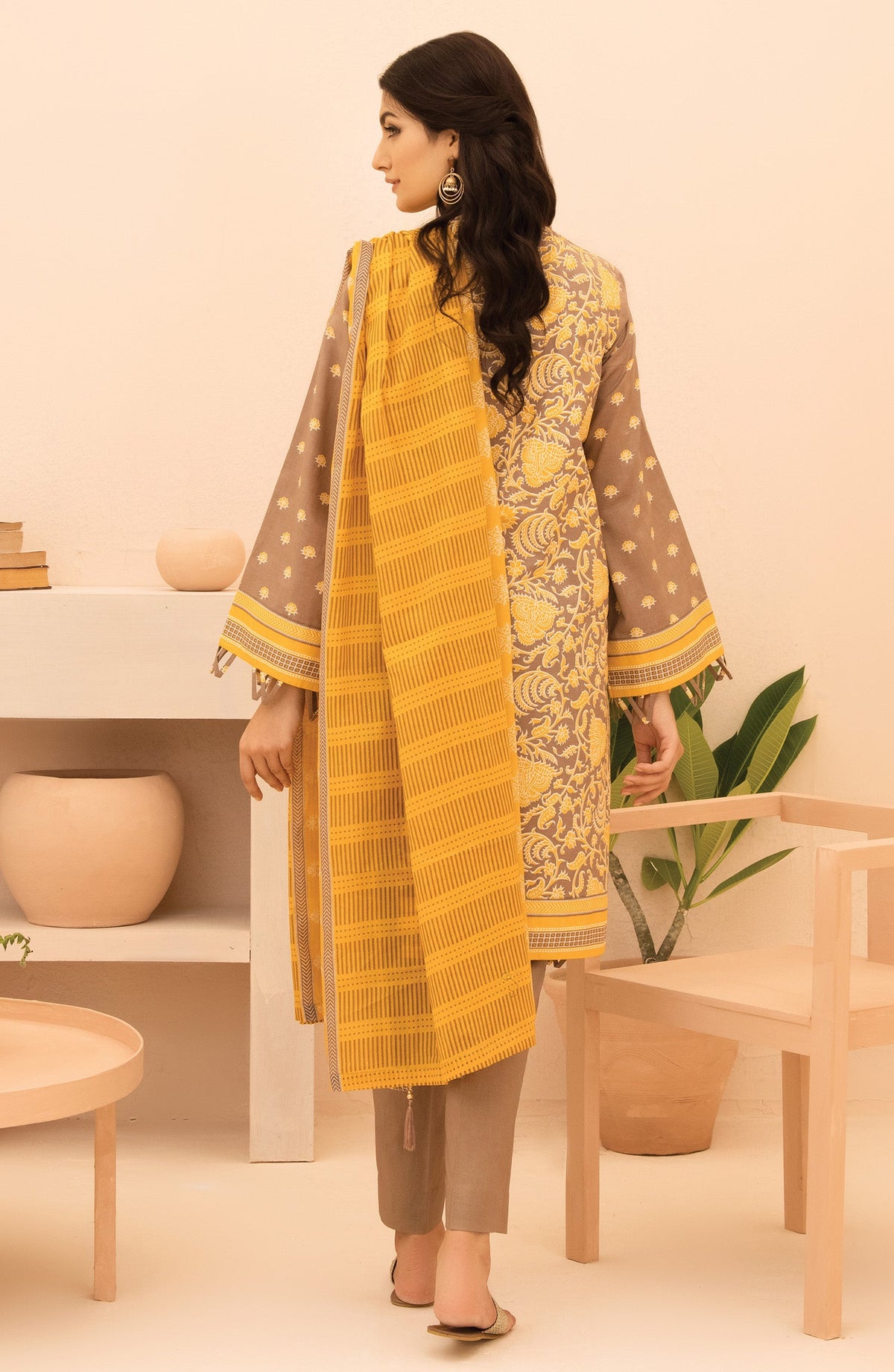 Orient - Unstitched 3 Piece Printed Lawn Shirt , Dyed Textured Pant and Lawn Dupatta