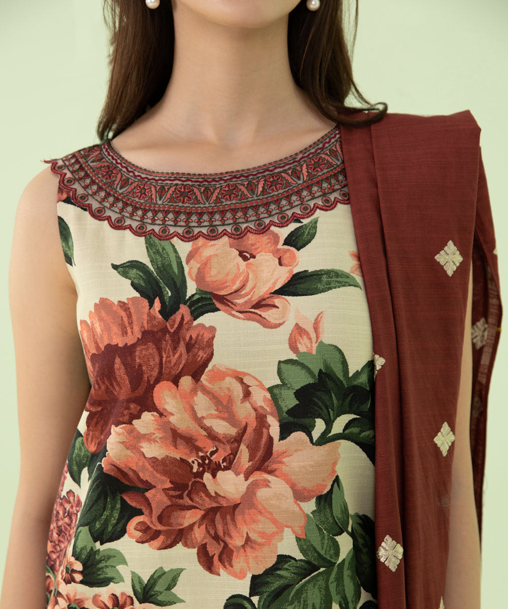 Sapphire - 2 Piece - Embroidered Khaddar Suit