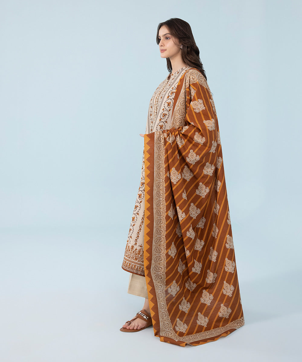 Sapphire - 3 Piece - Printed Khaddar Suit