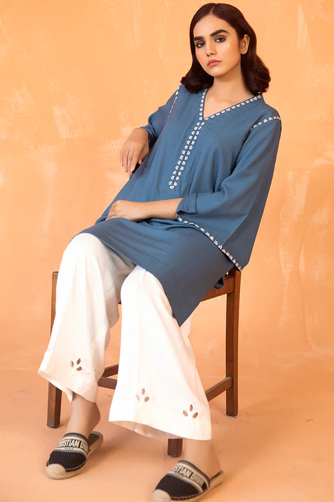 AK WF23 - BL 14 - Shirt