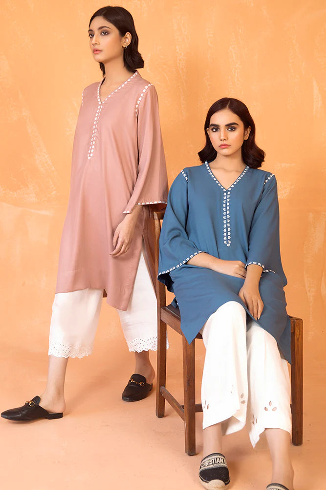 AK WF23 - P 14 - Shirt