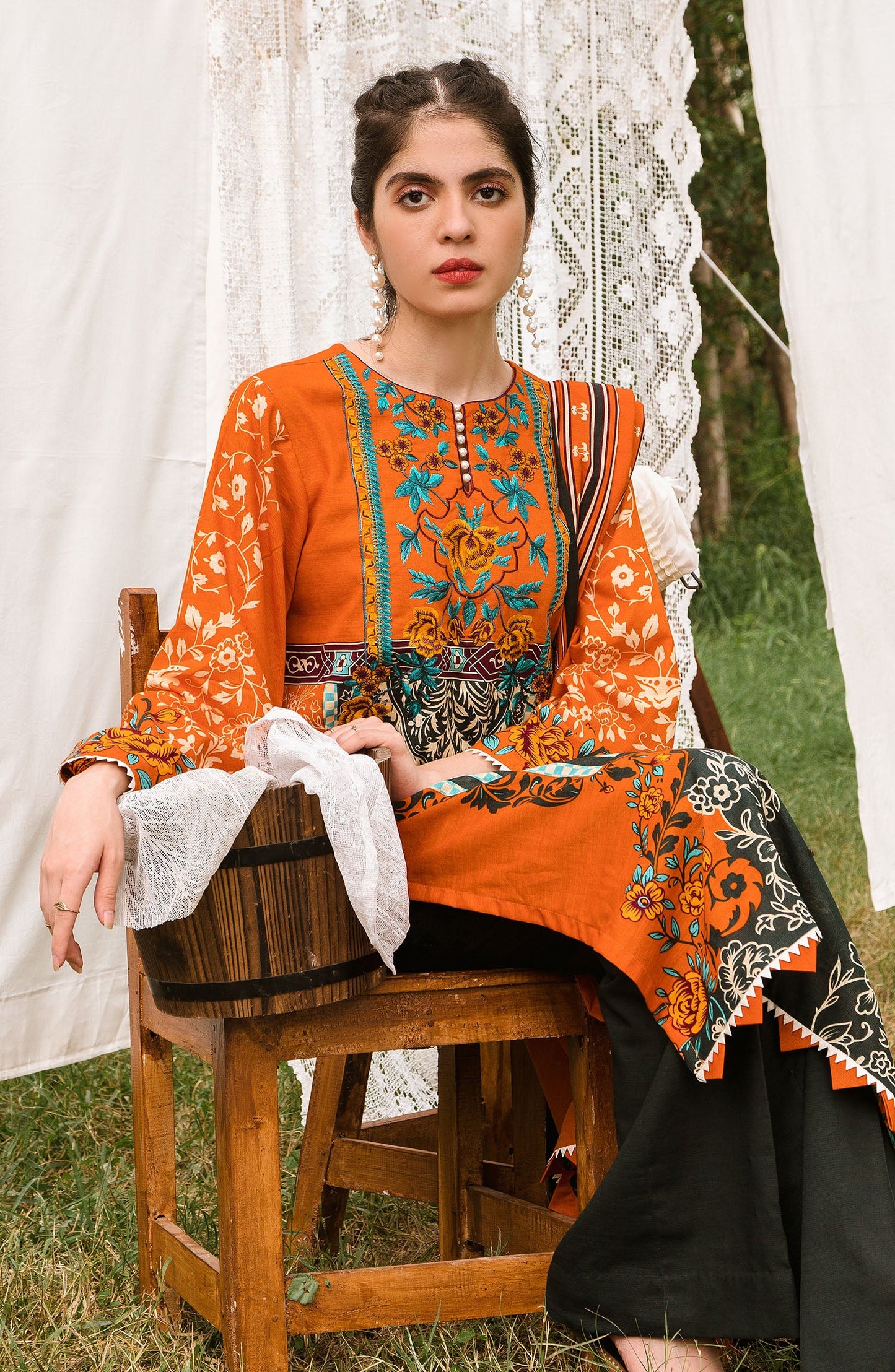 Orient - Unstitched 3 Piece Embroidered Khaddar Suit