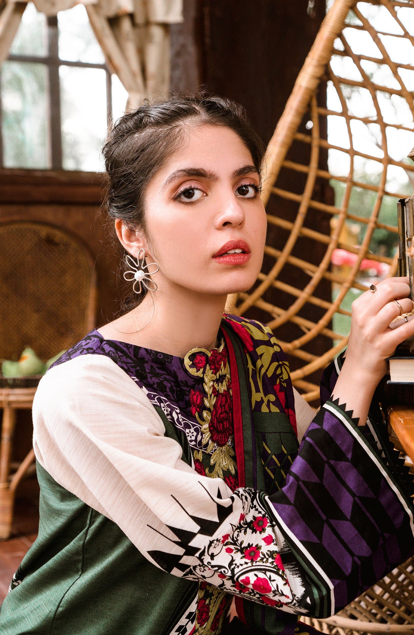 Orient - Unstitched 3 Piece Embroidered Khaddar Suit