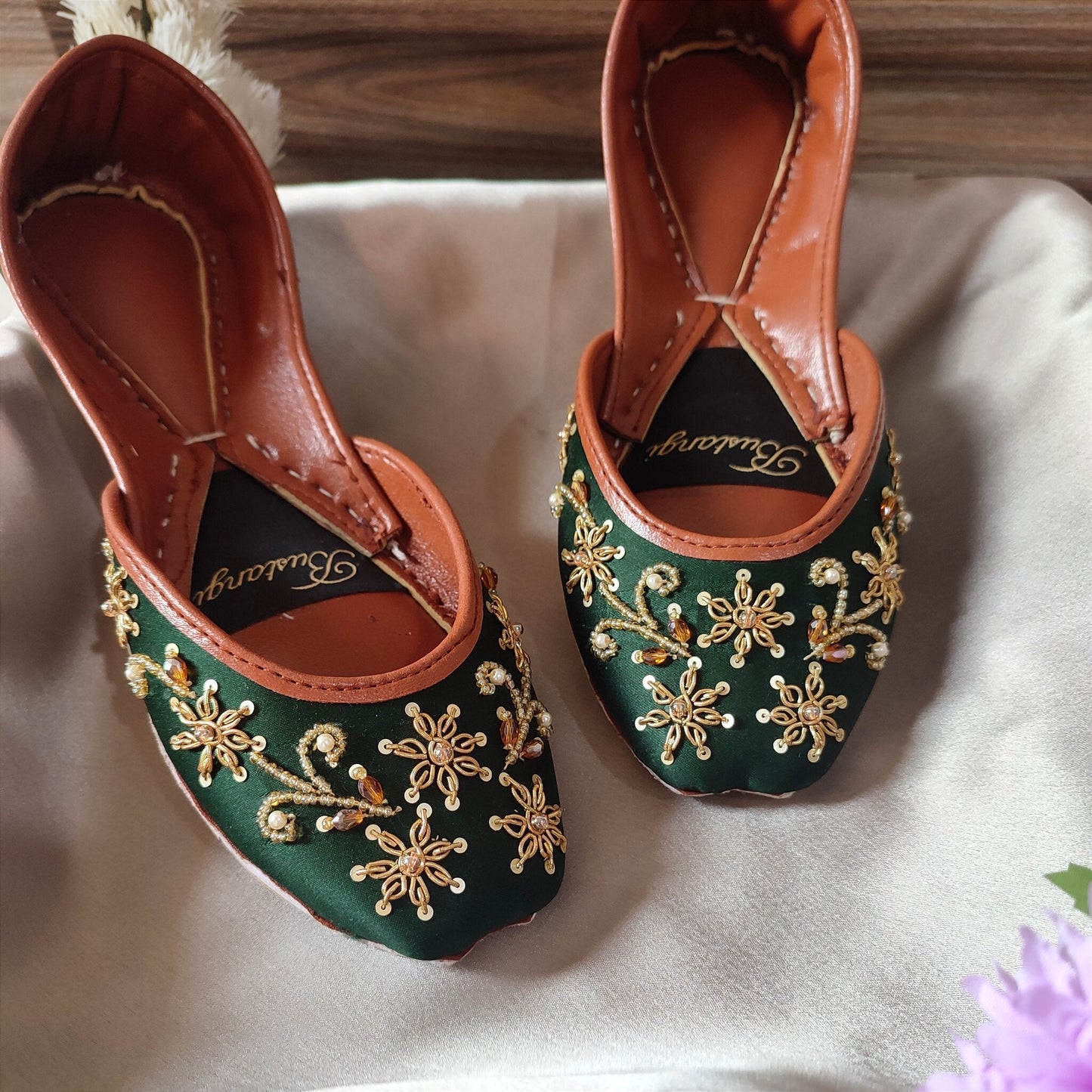 Bustangi - Green Zinnia Women Khussa E014