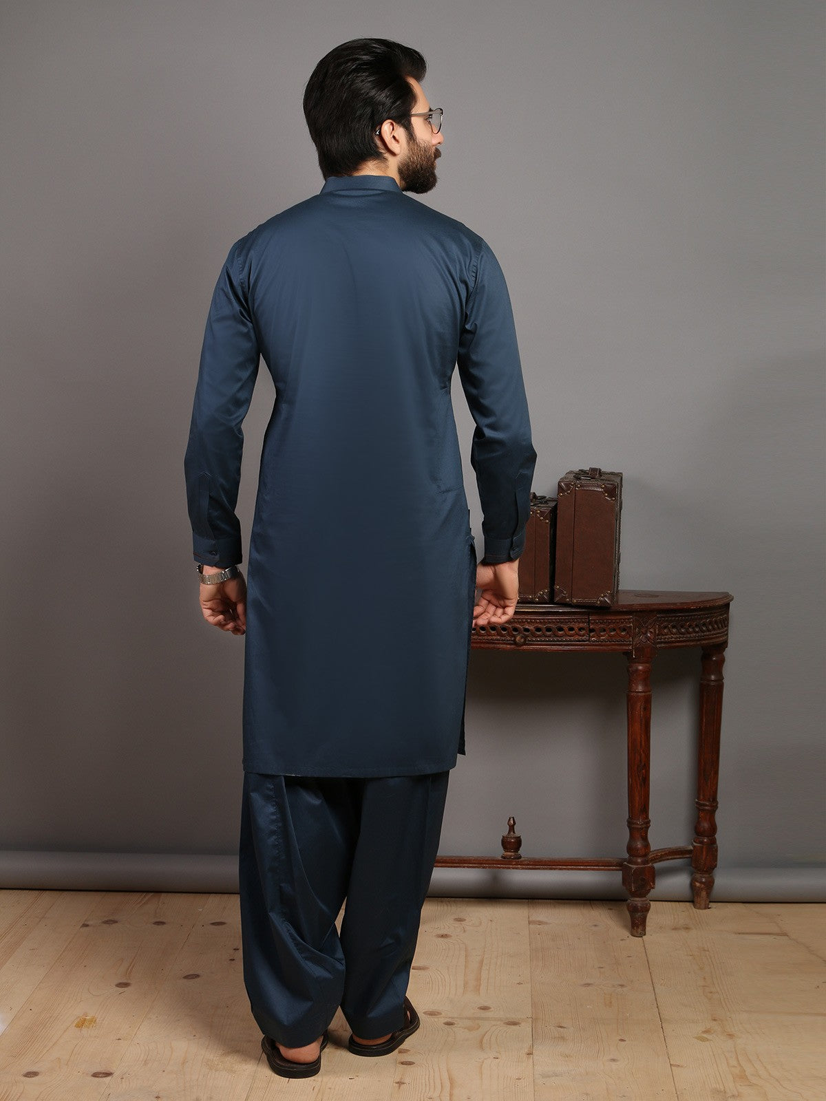 Edenrobe - Men's Teal Blue Swish Collection - EMTKS19-017