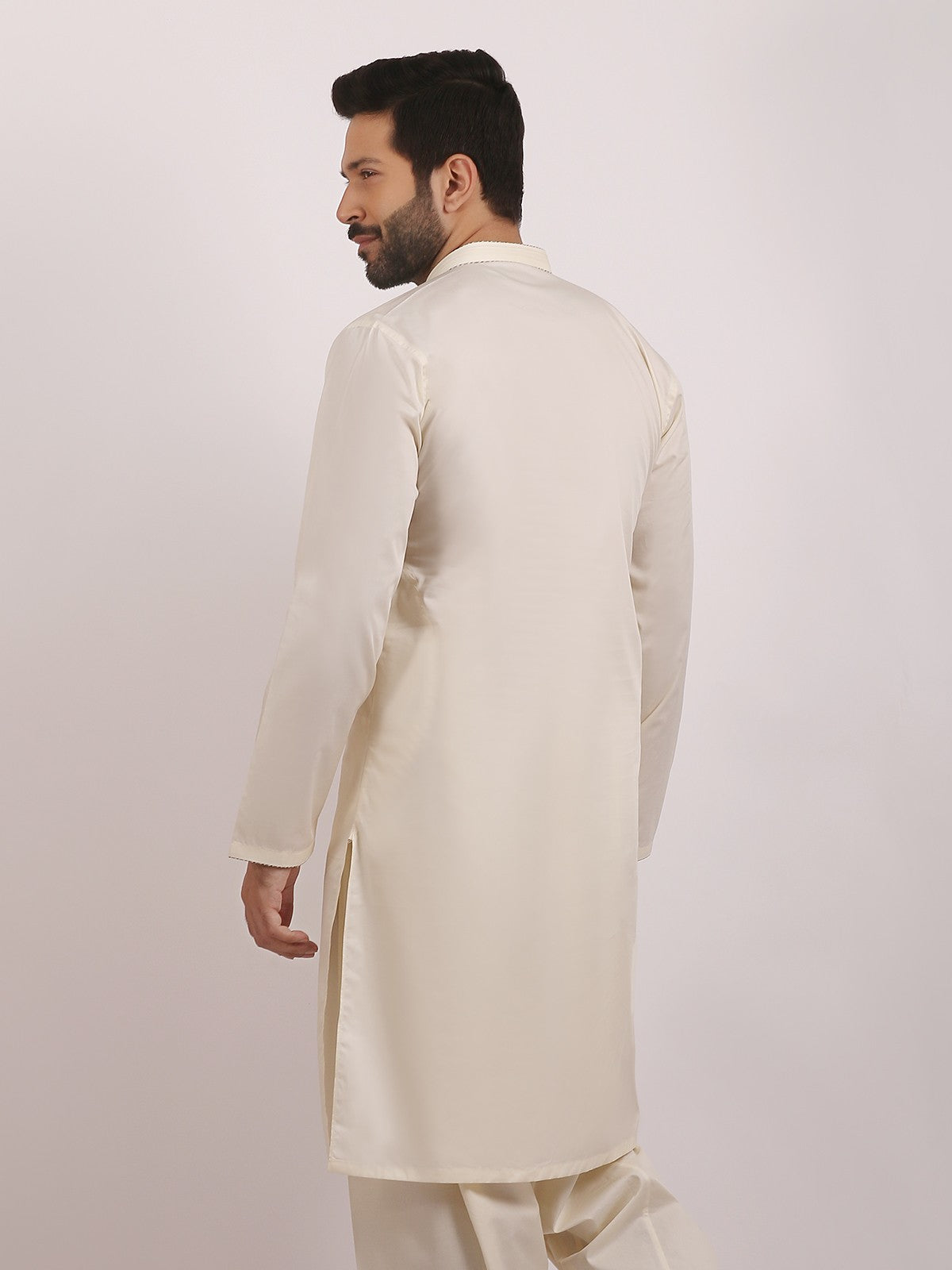 Edenrobe - Men's Cream Swish Collection - EMTSW20S-9883