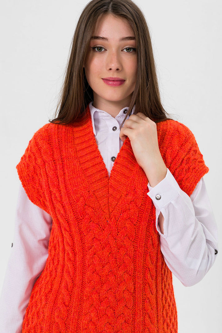 BTW - LOOSEFIT SWEATER