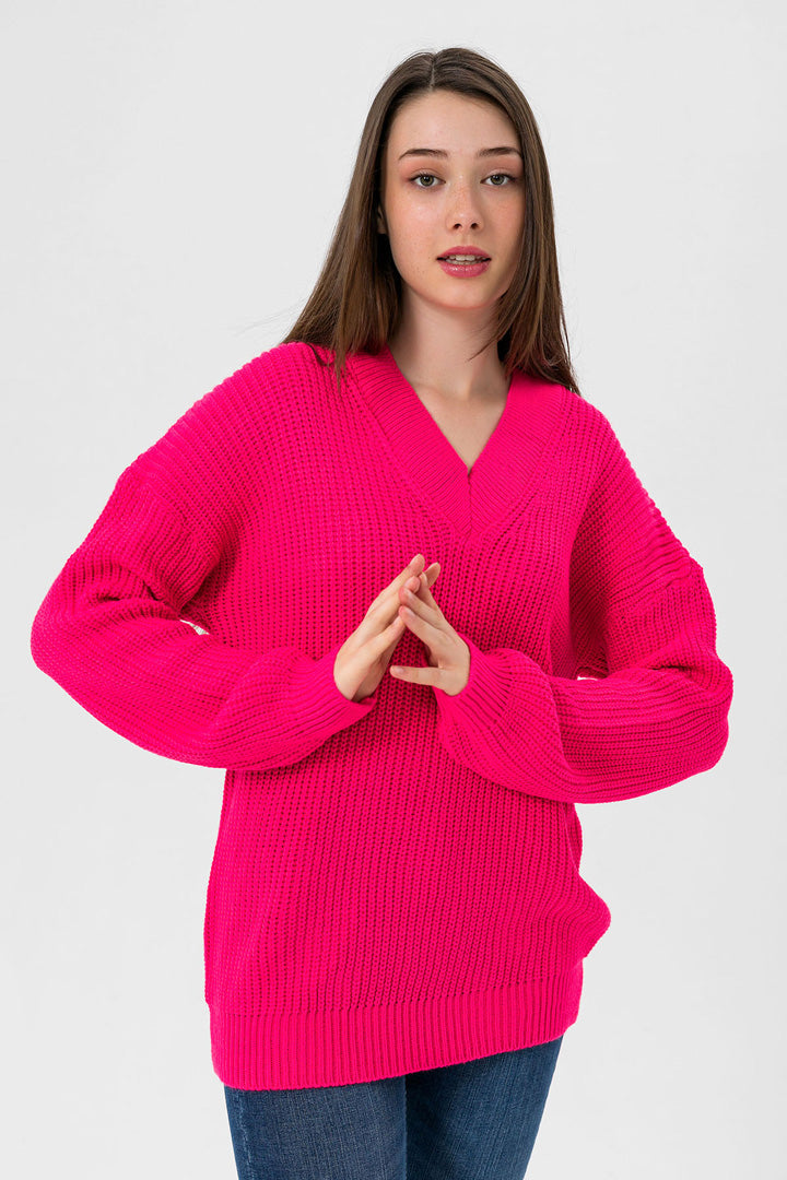 BTW - V NECK SWEATER