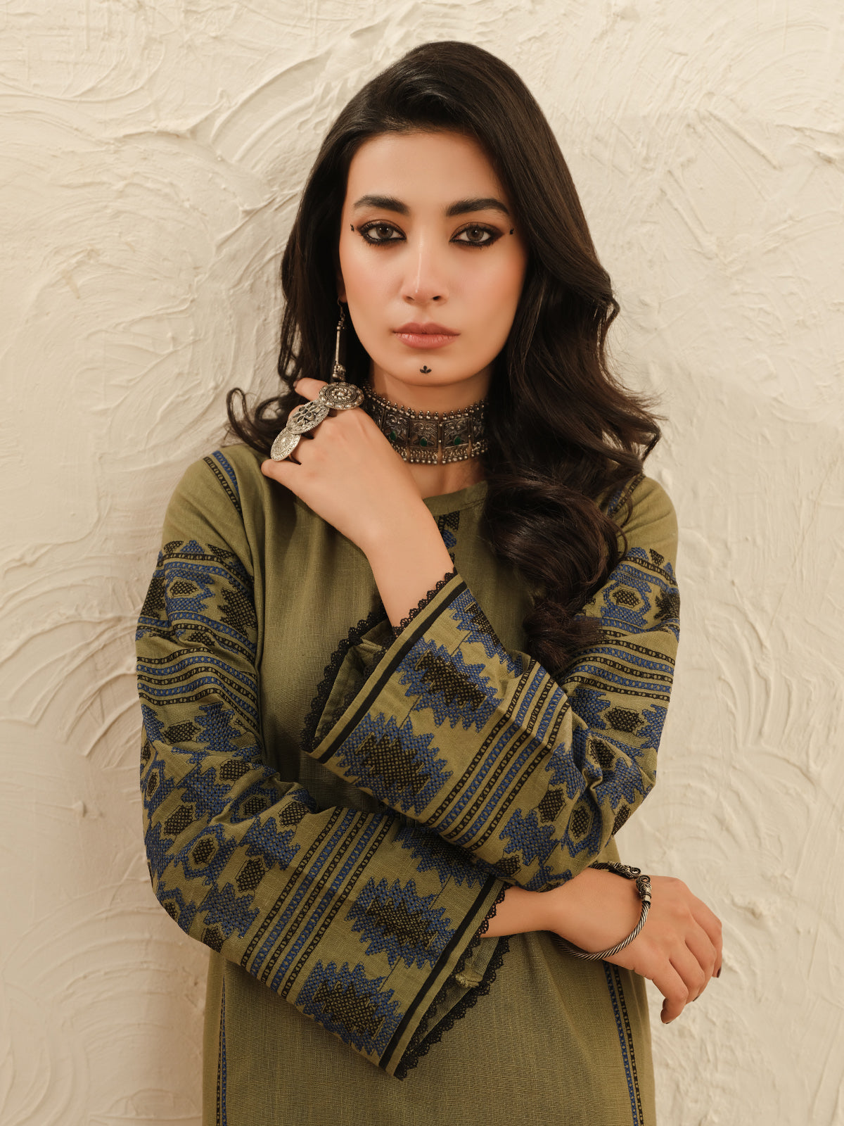 Edenrobe - Pret 2Pc Embroidered Khaddar Shirt Trouser - EWTKE23-69417ST