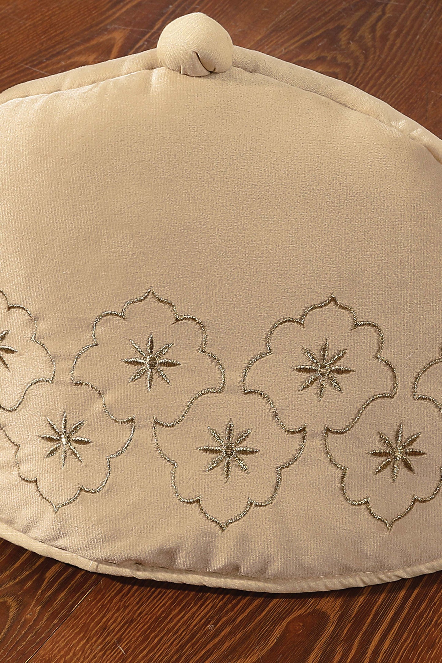 Nishat Linen - Vanilla Embroidered Tea Cozy
