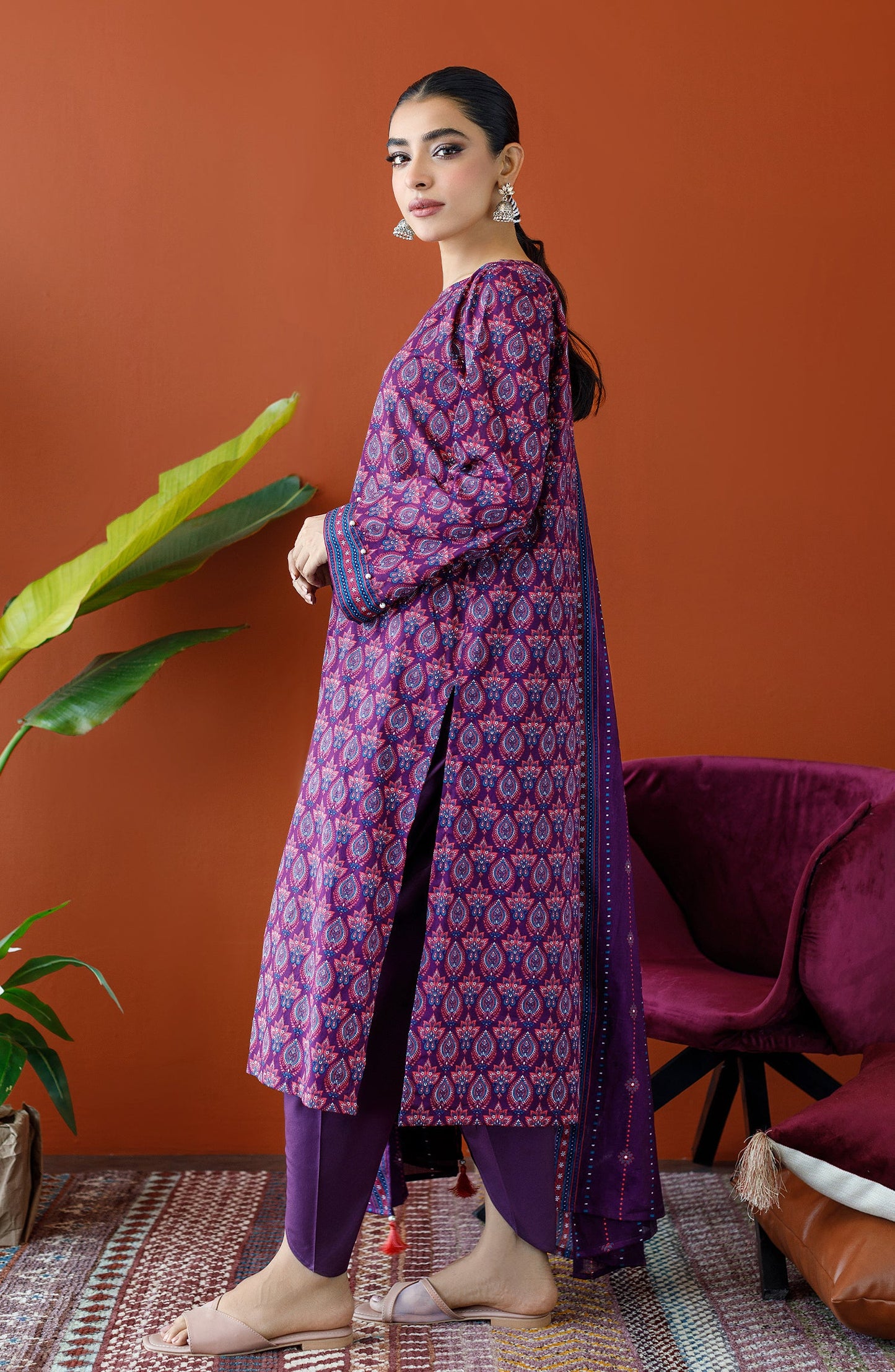 Orient - Unstitched 3 Piece Printed Cambric Shirt , Cambric Pant and Lawn Dupatta