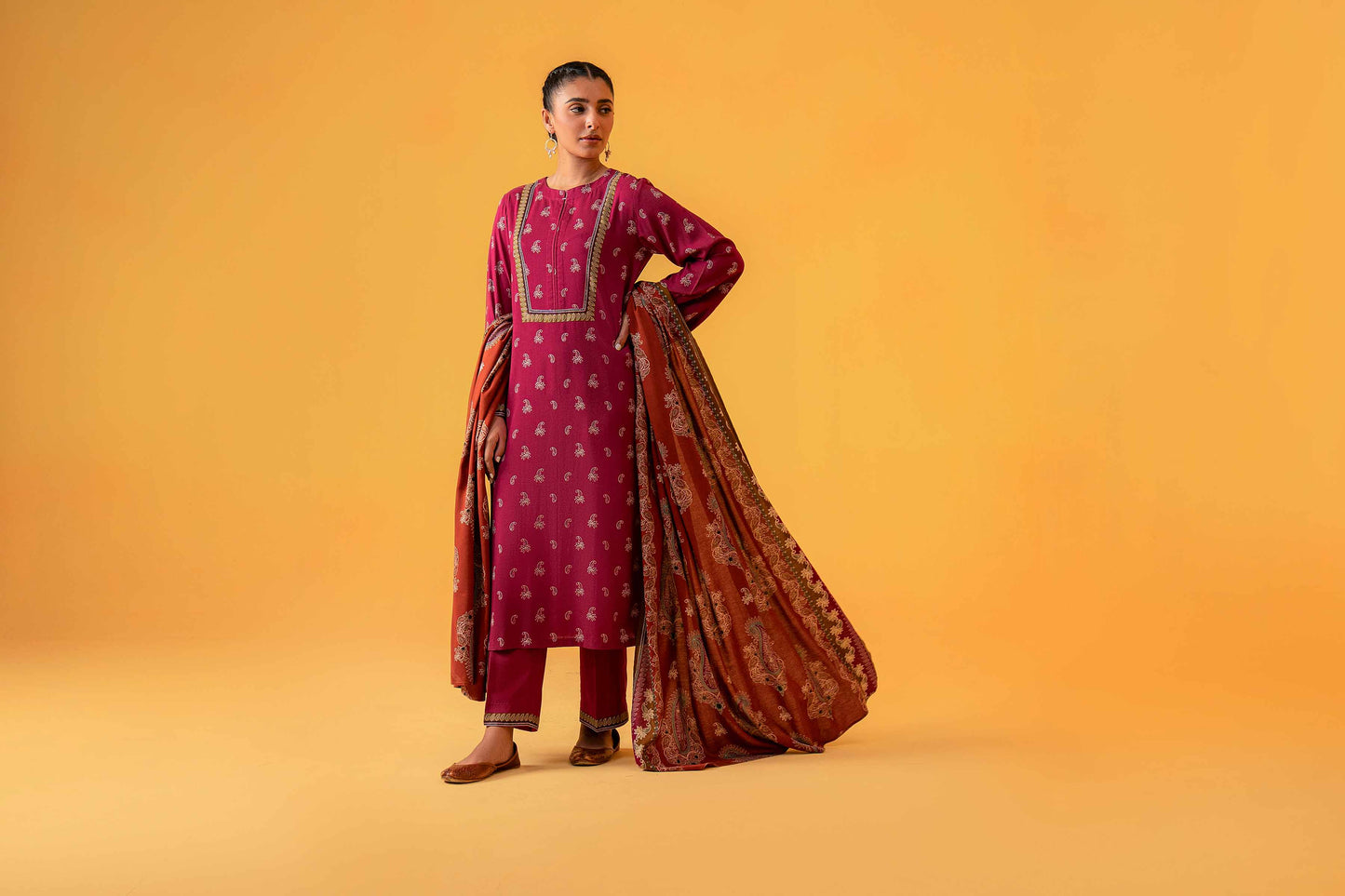 Nishat Linen - 3 Piece - Printed Loose Fabric - 42304018