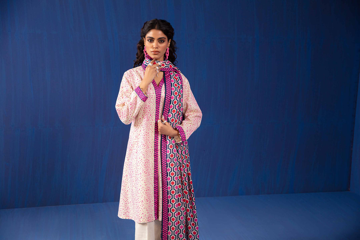Nishat Linen - 3 Piece - Printed Loose Fabric - 42304048