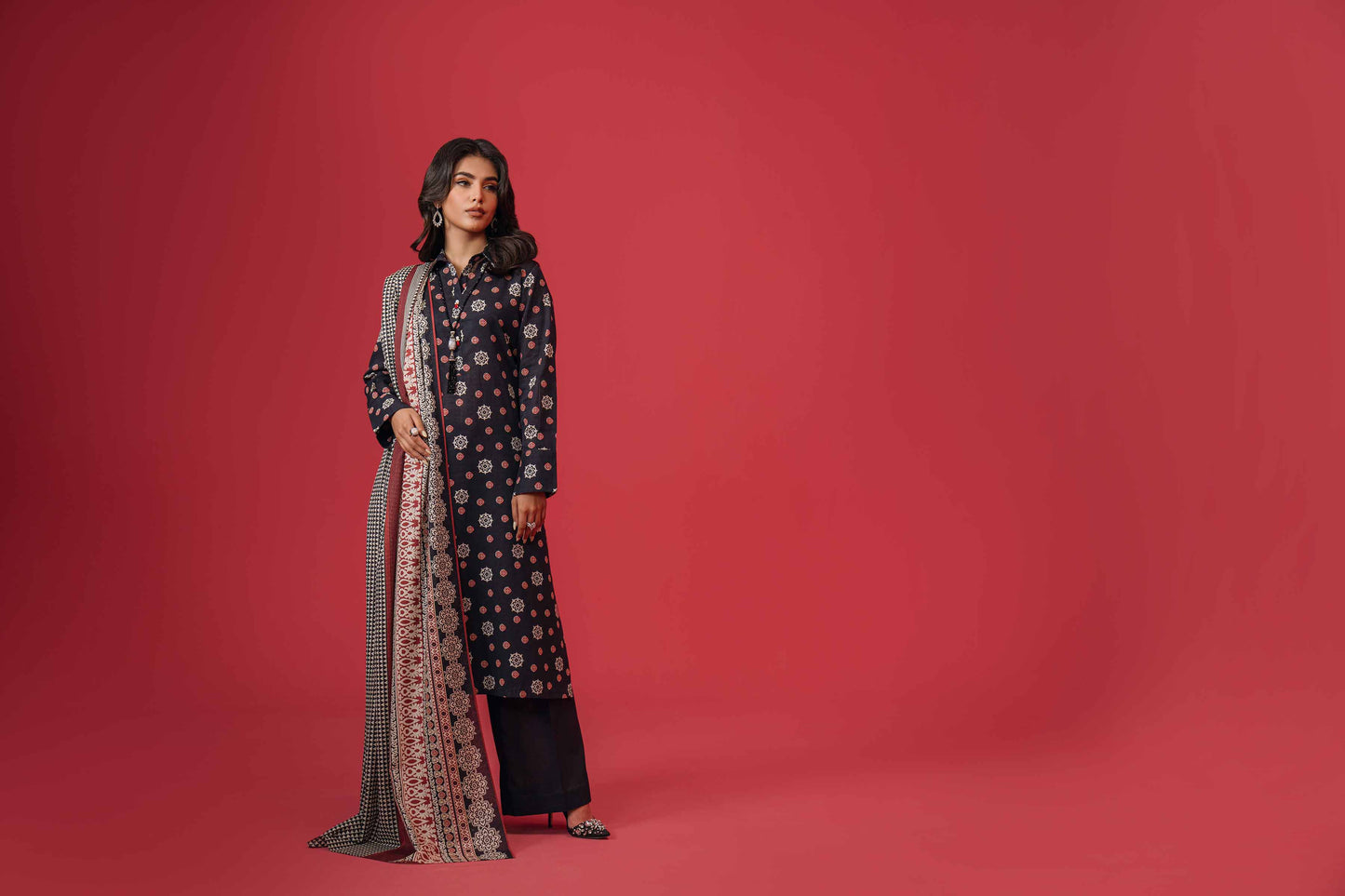 Nishat Linen - 3 Piece - Printed Loose Fabric - 42304065