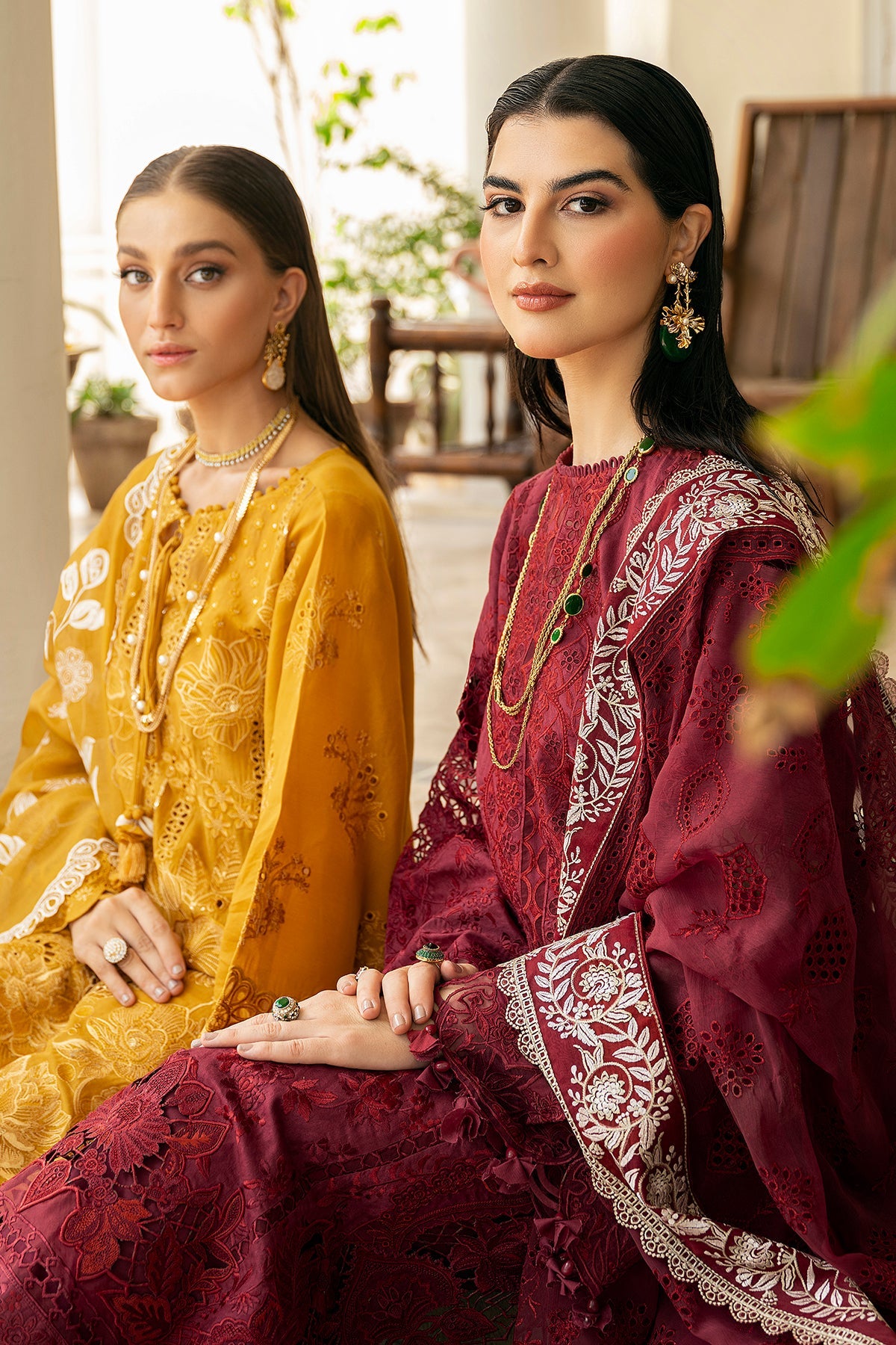 Baroque - EMBROIDERED SELF JACQUARD LAWN SL11-D05