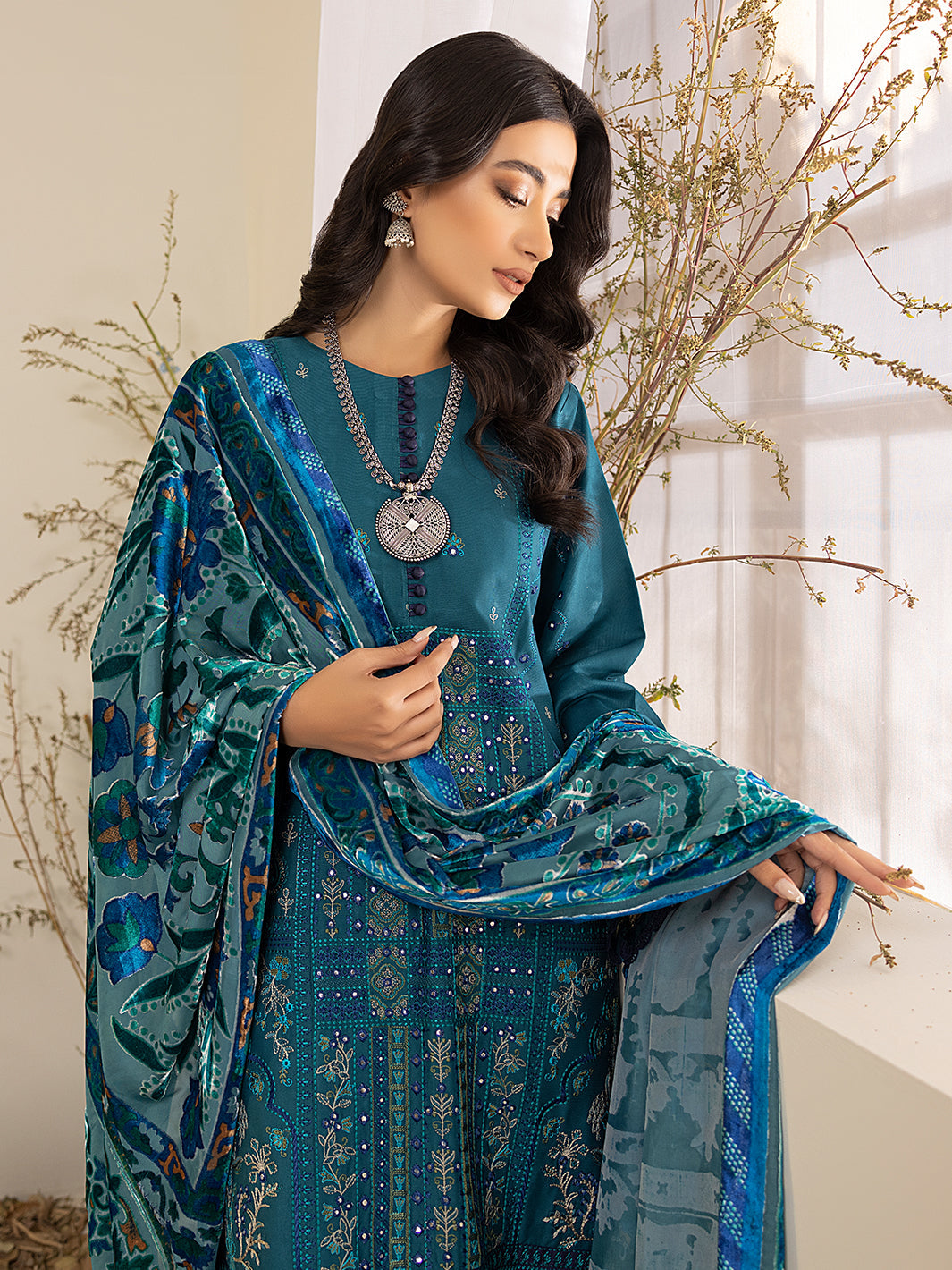 Binilyas - 823A