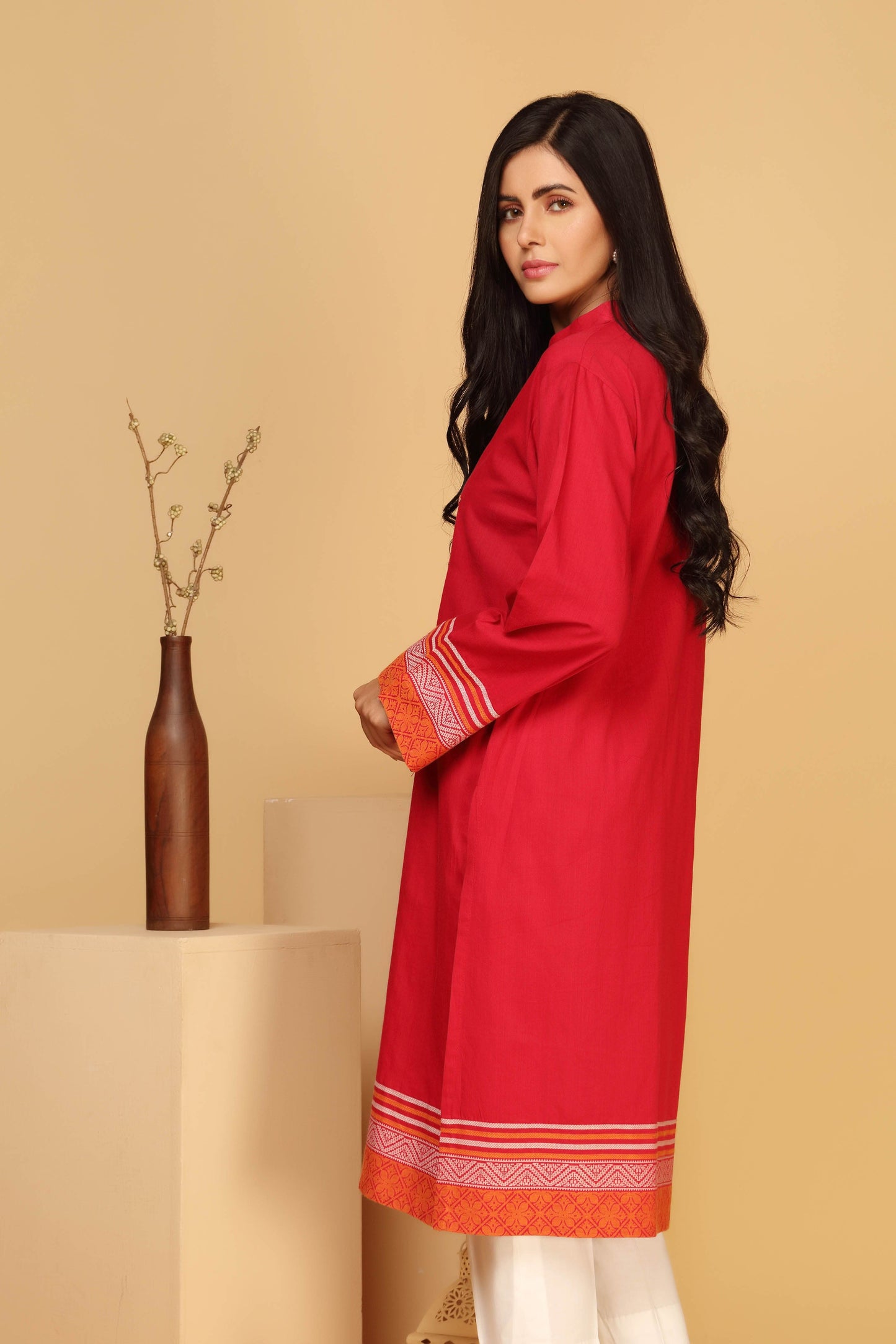 Chinyere - ENCHANTRESS (BB7957)