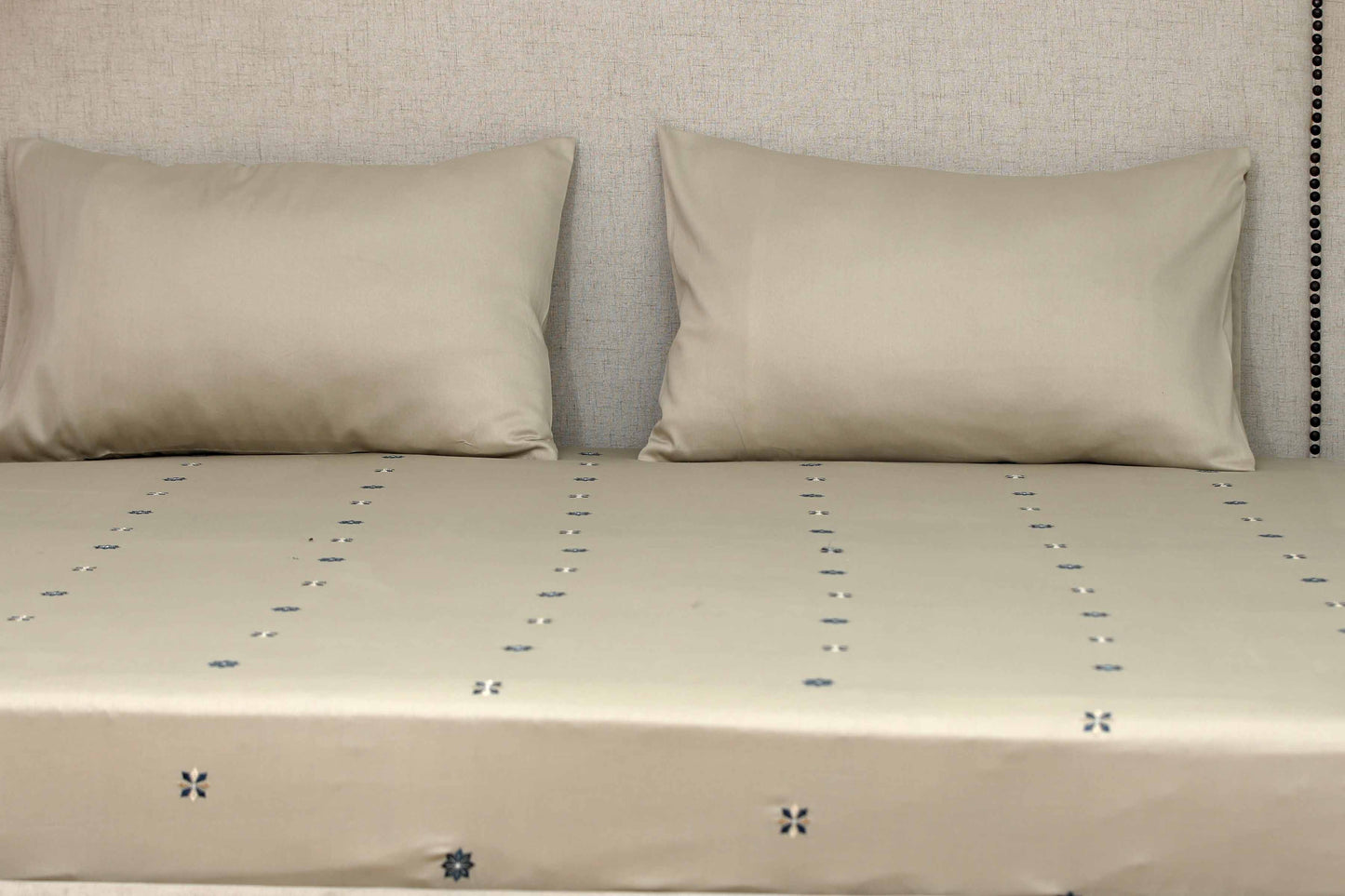 Nishat Linen - Embroidered Sheet Set BDS23-05