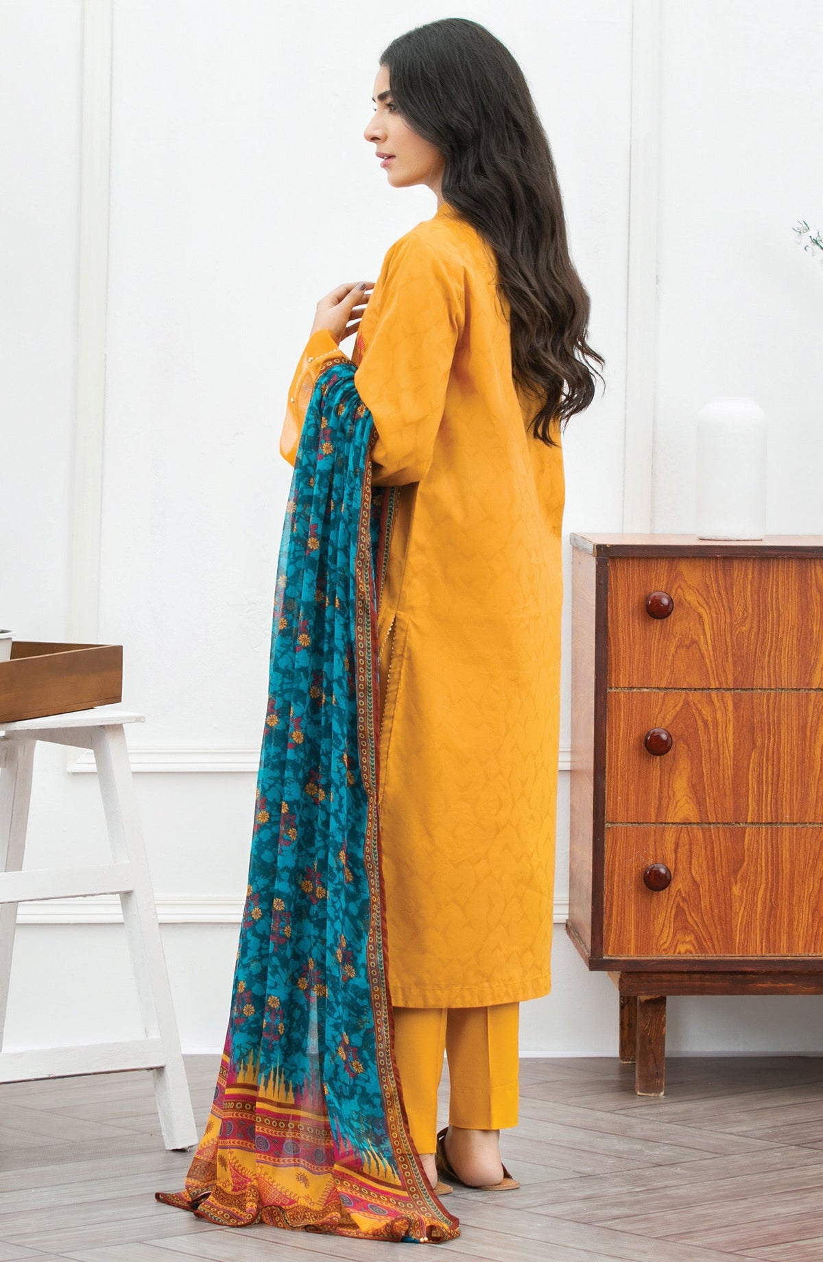 Orient - Unstitched 3 Piece Embroidered Jacquard Suit