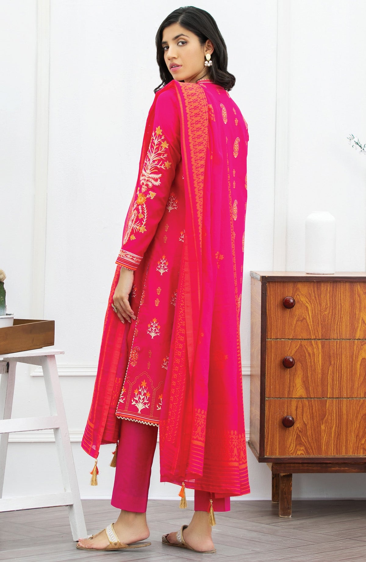 Orient - Unstitched 3 Piece Embroidered Lawn Suit