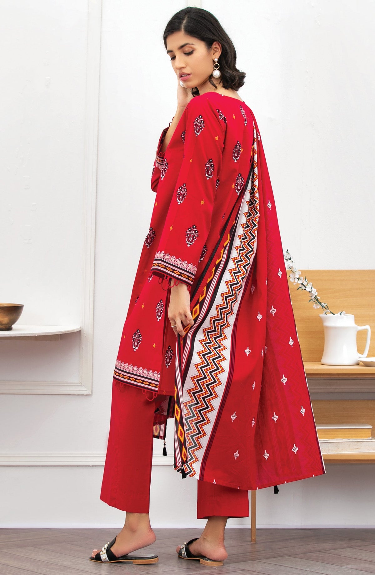 Orient - Unstitched 3 Piece Printed Lawn Suit