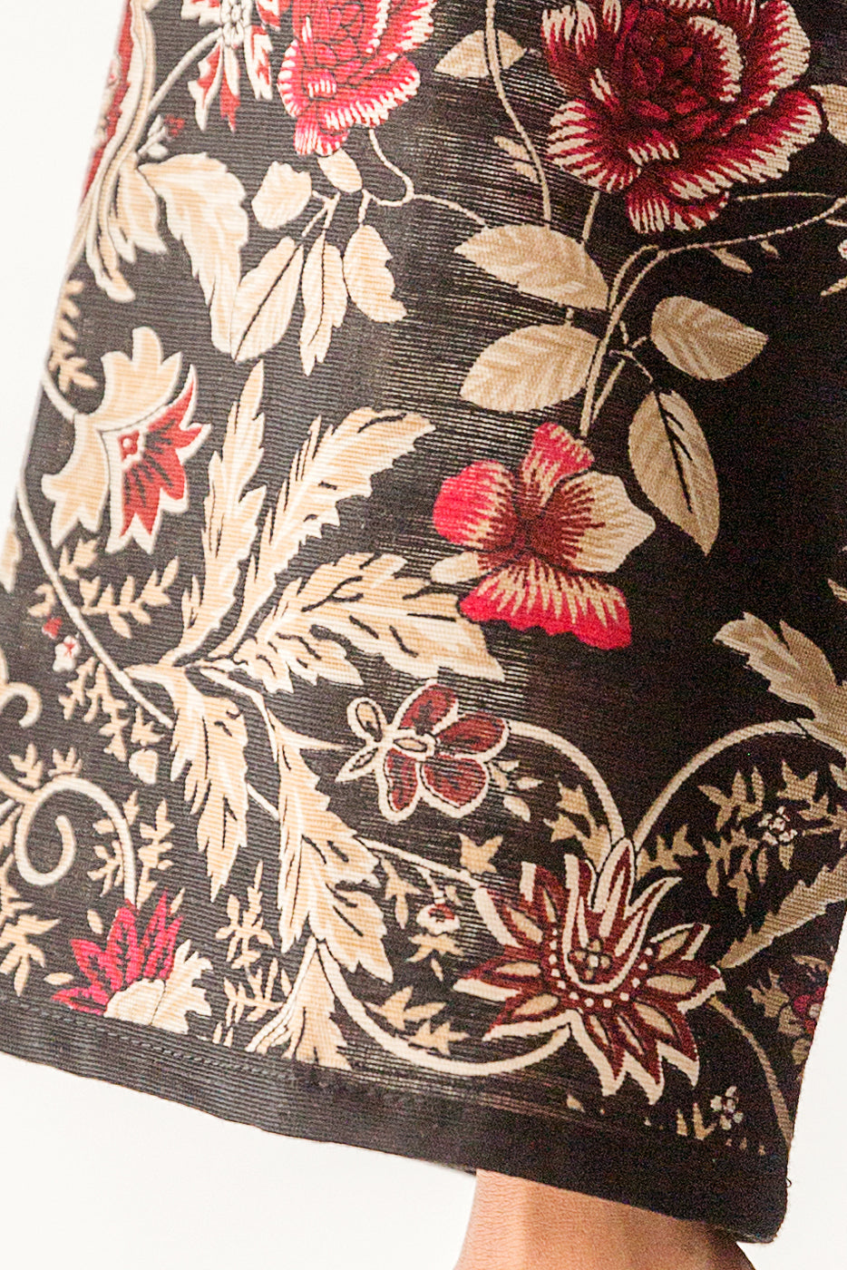 Beechtree - 3 PIECE - EMBROIDERED KHADDAR SUIT - BLOSSOM HUES (UNSTITCHED)