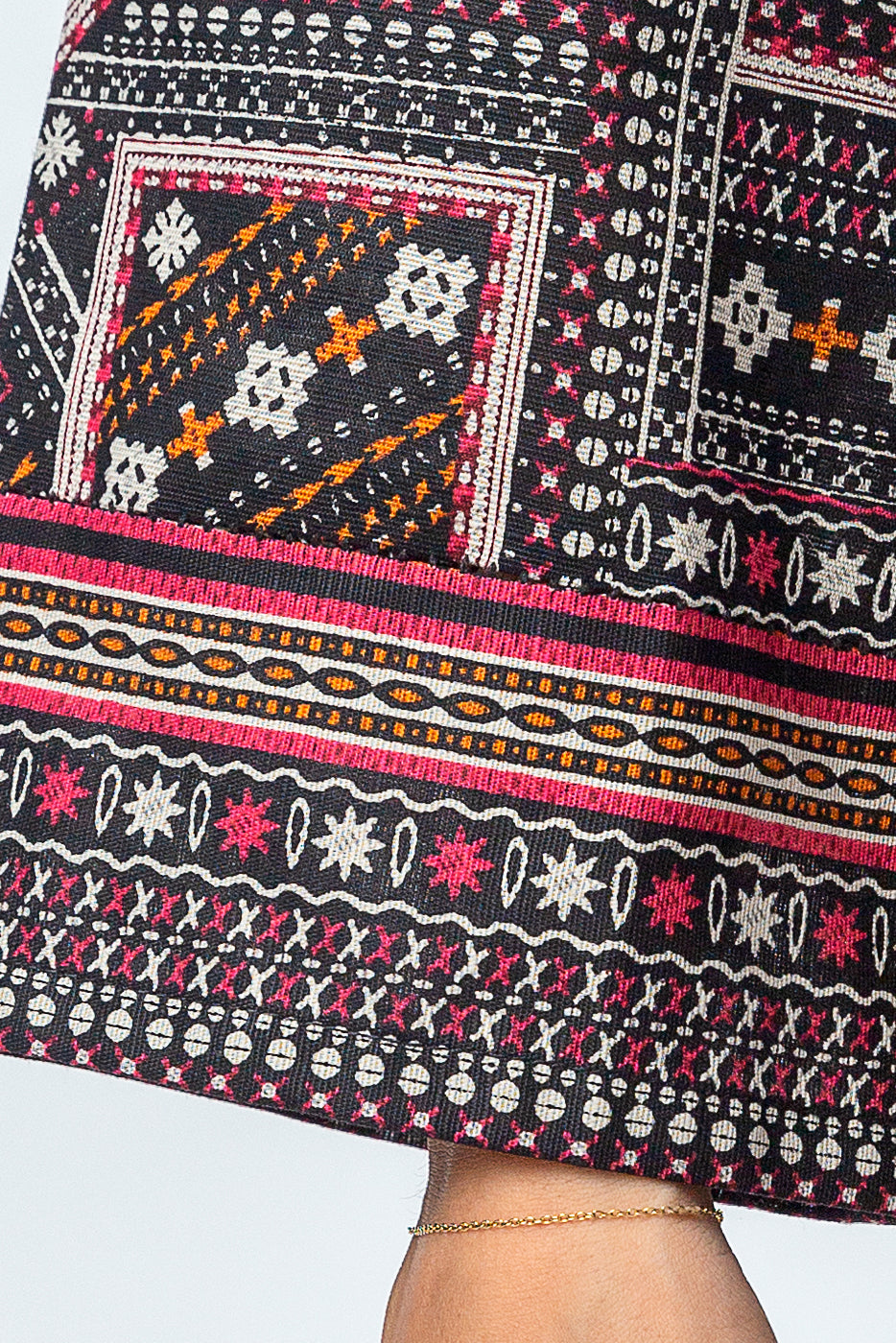 Beechtree - 2 PIECE - PRINTED KHADDAR SUIT - ETHNIC VOYAGE (UNSTITCHED)