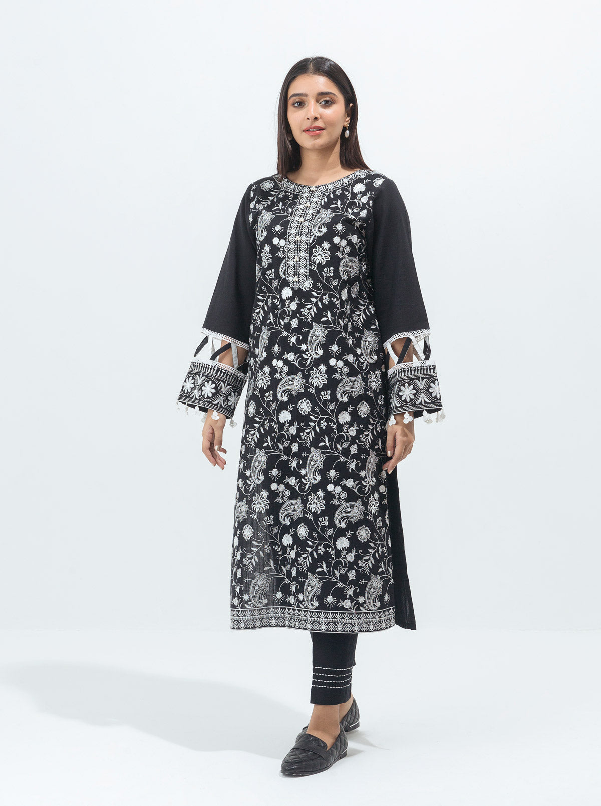 Beechtree - Mystic Black-Embroidered-2P (UNSTITCHED)