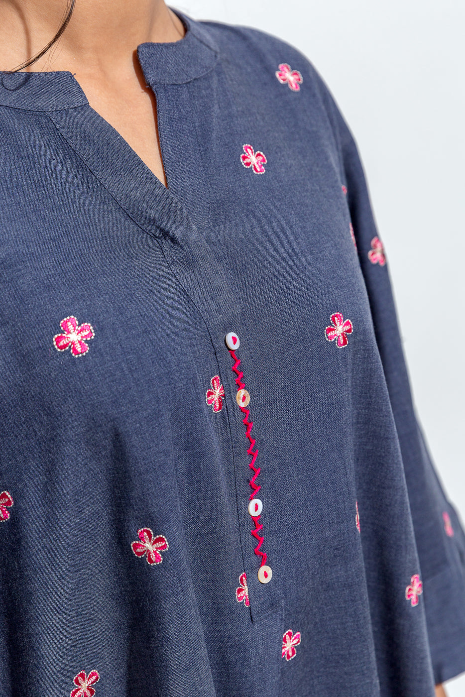 Beechtree - 2 PIECE EMBROIDERED CHAMBRAY SUIT (PRET)