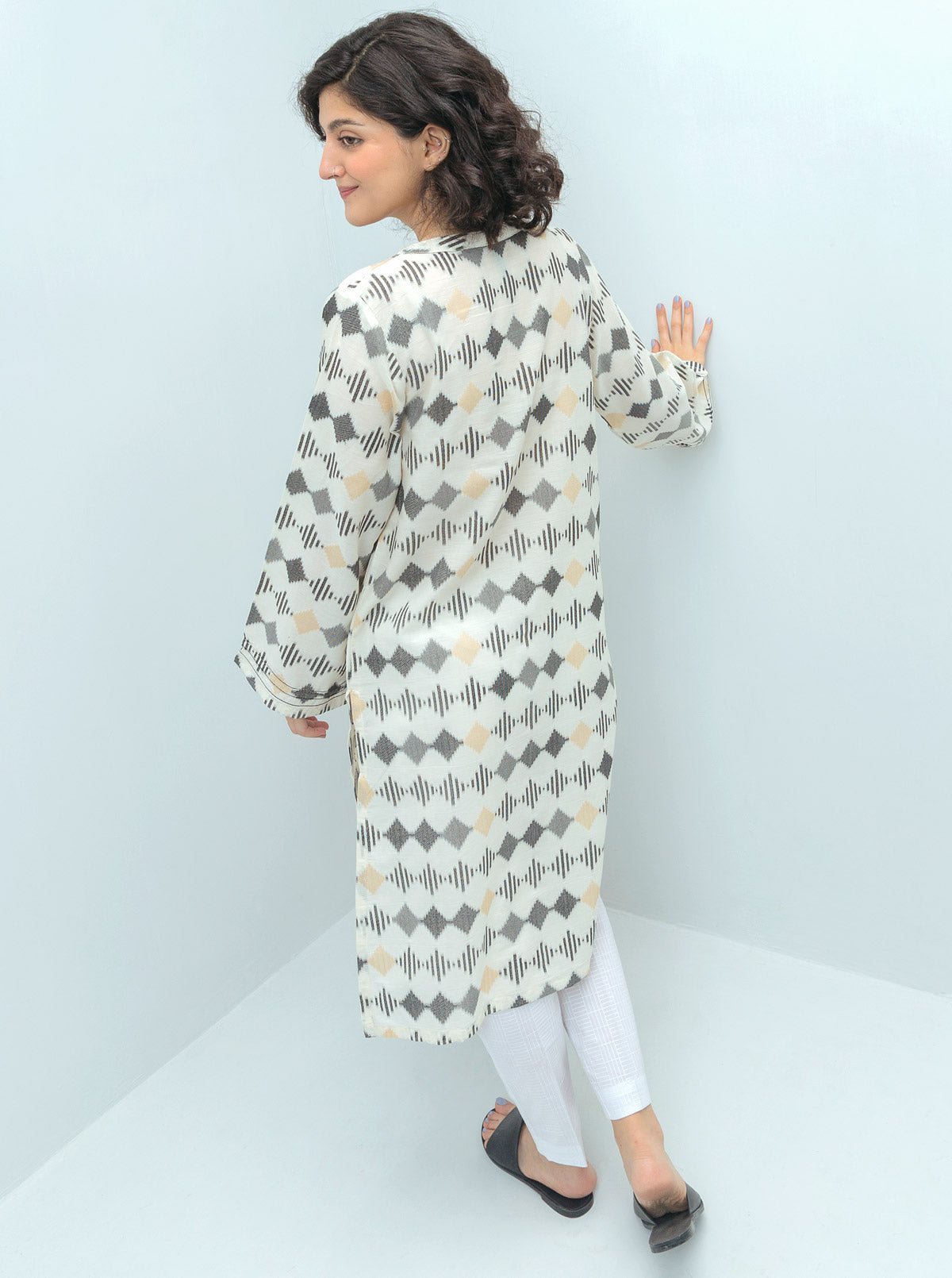 Beechtree - EMBROIDERED JACQUARD SHIRT (PRET)