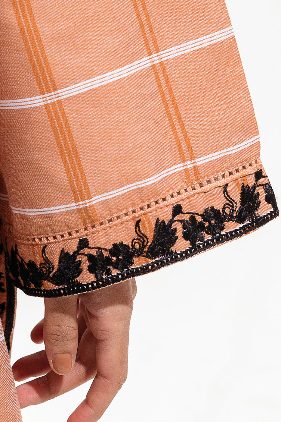 Beechtree - EMBROIDERED YARN DYED SHIRT (PRET)