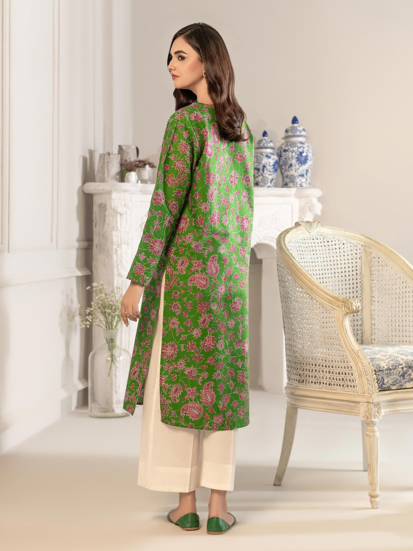 Khaddar Shirt-Embroidered(Unstitched)