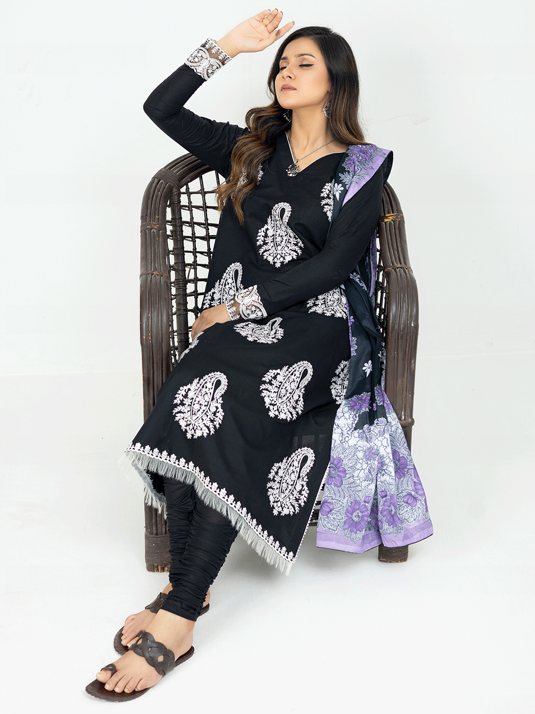 Binilyas - D - 104 | Three Piece Unstitch