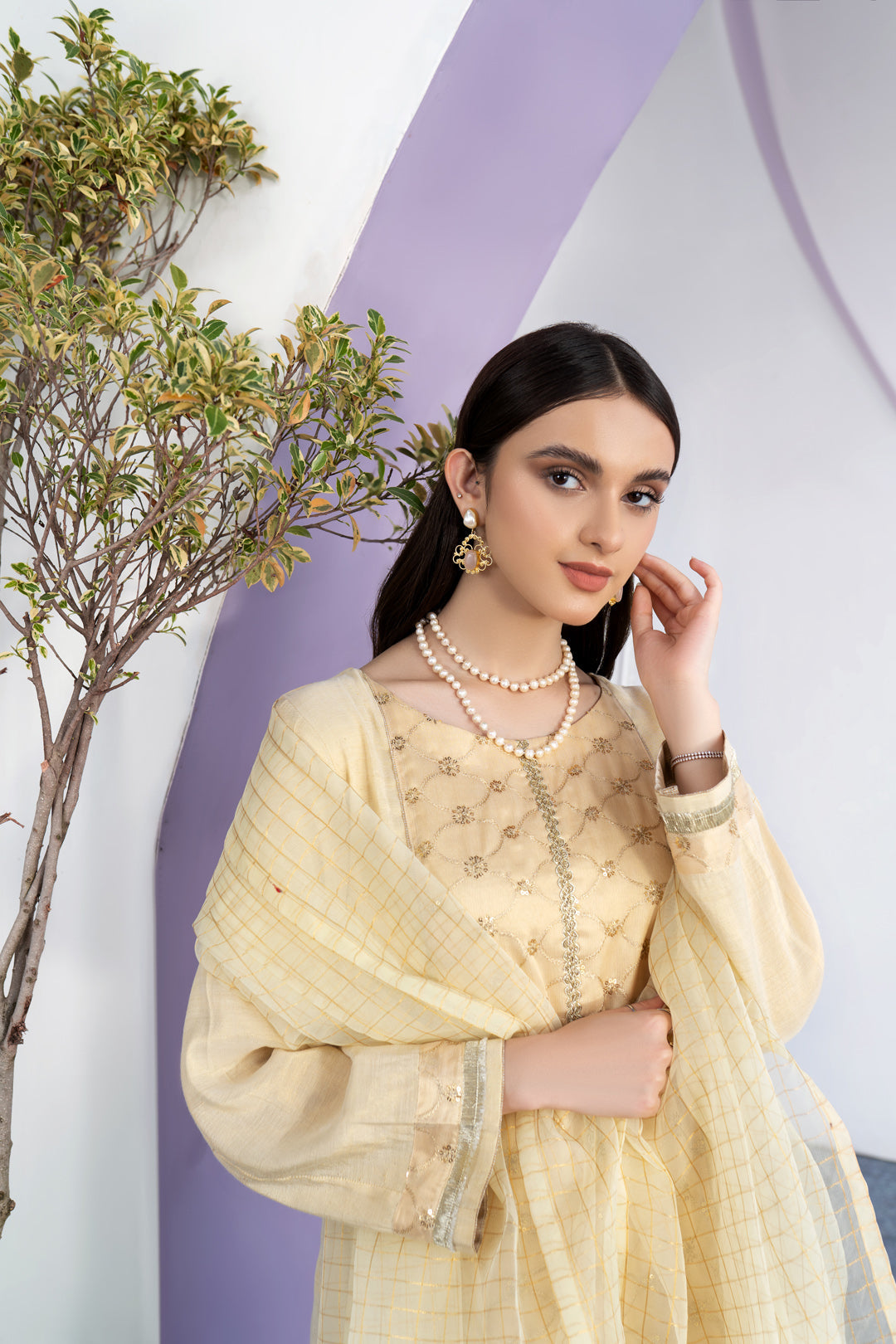 Eraj Hussain - Twinkling Treasure - Lemon Yellow - Stitched