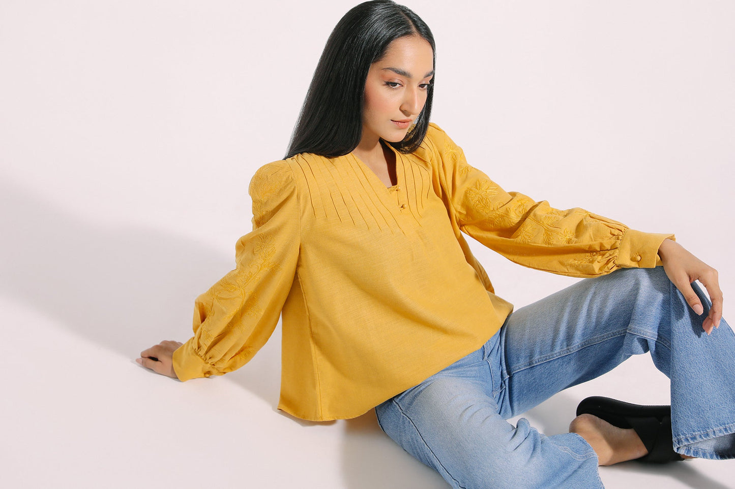 Ethnic - EMBROIDERED TOP (E0930/101/221)