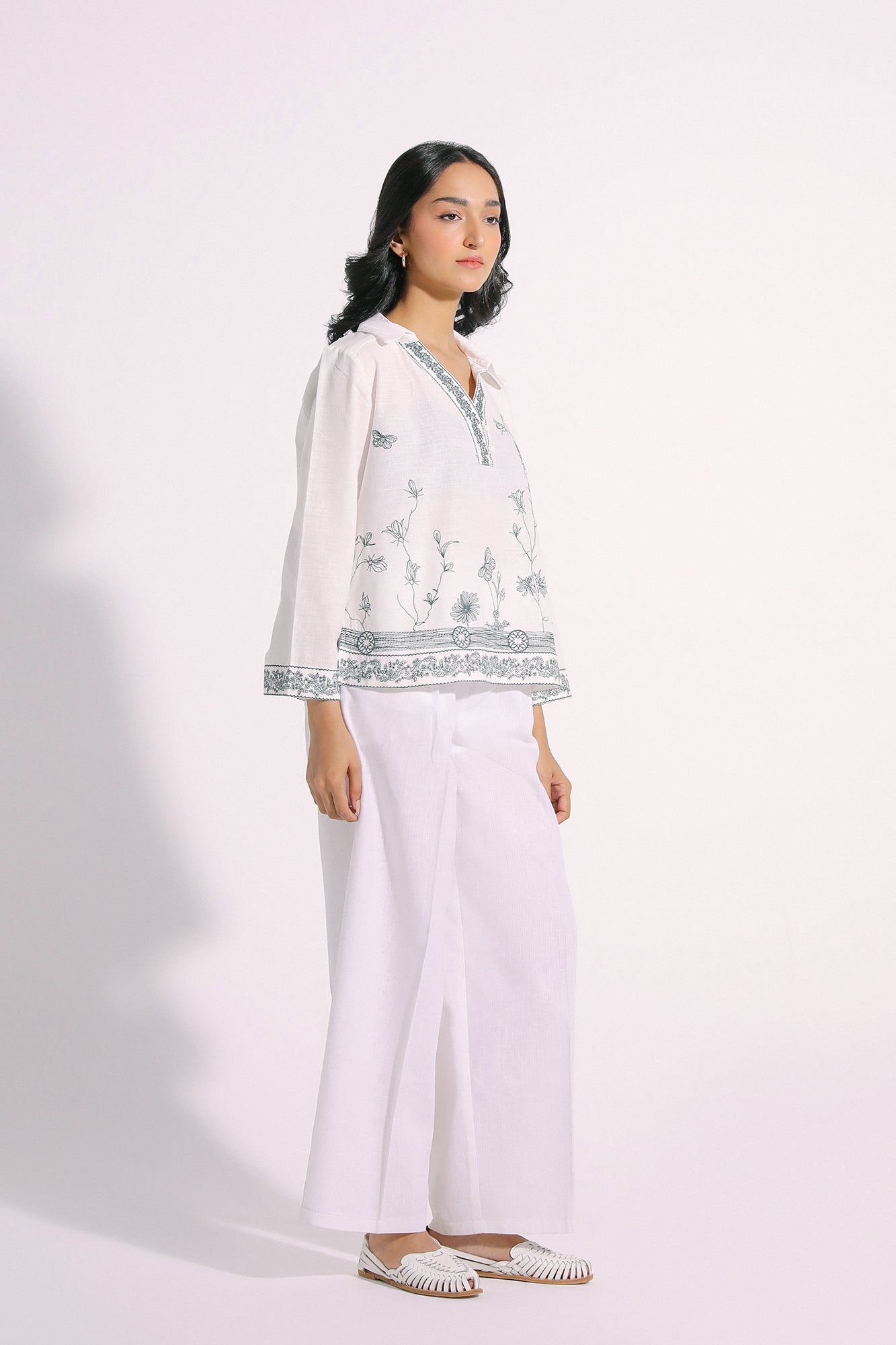 Ethnic - EMBROIDERED TOP (E0933/101/001)
