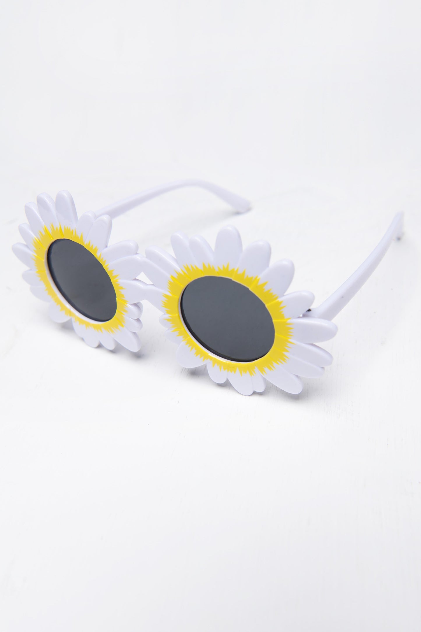 BTW - FLOWER SUNGLASSES