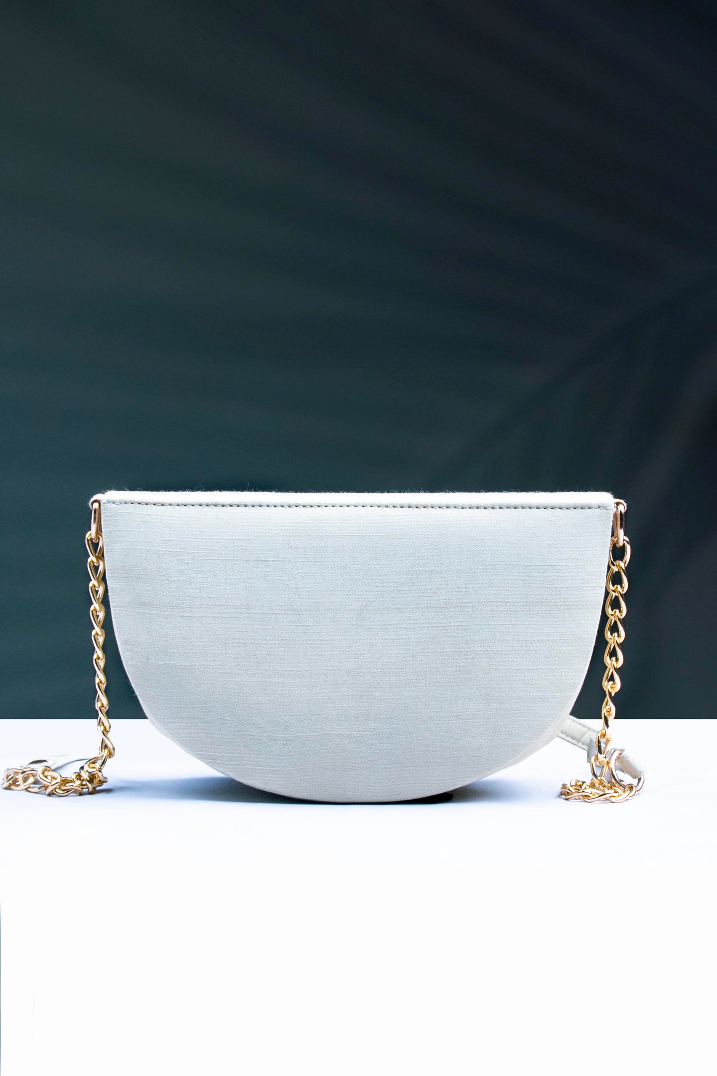 Chinyere - GUILDED C (AA4944