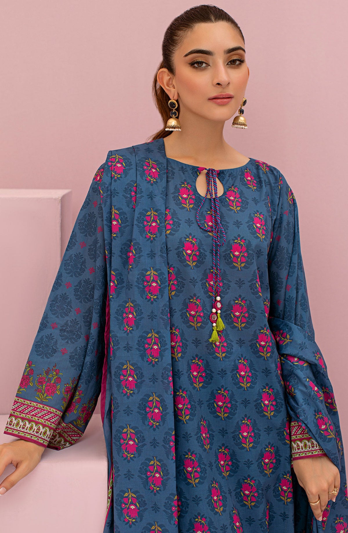 Orient - Unstitched 3 Piece Printed Lawn Shirt , Cambric Pant and Lawn Dupatta